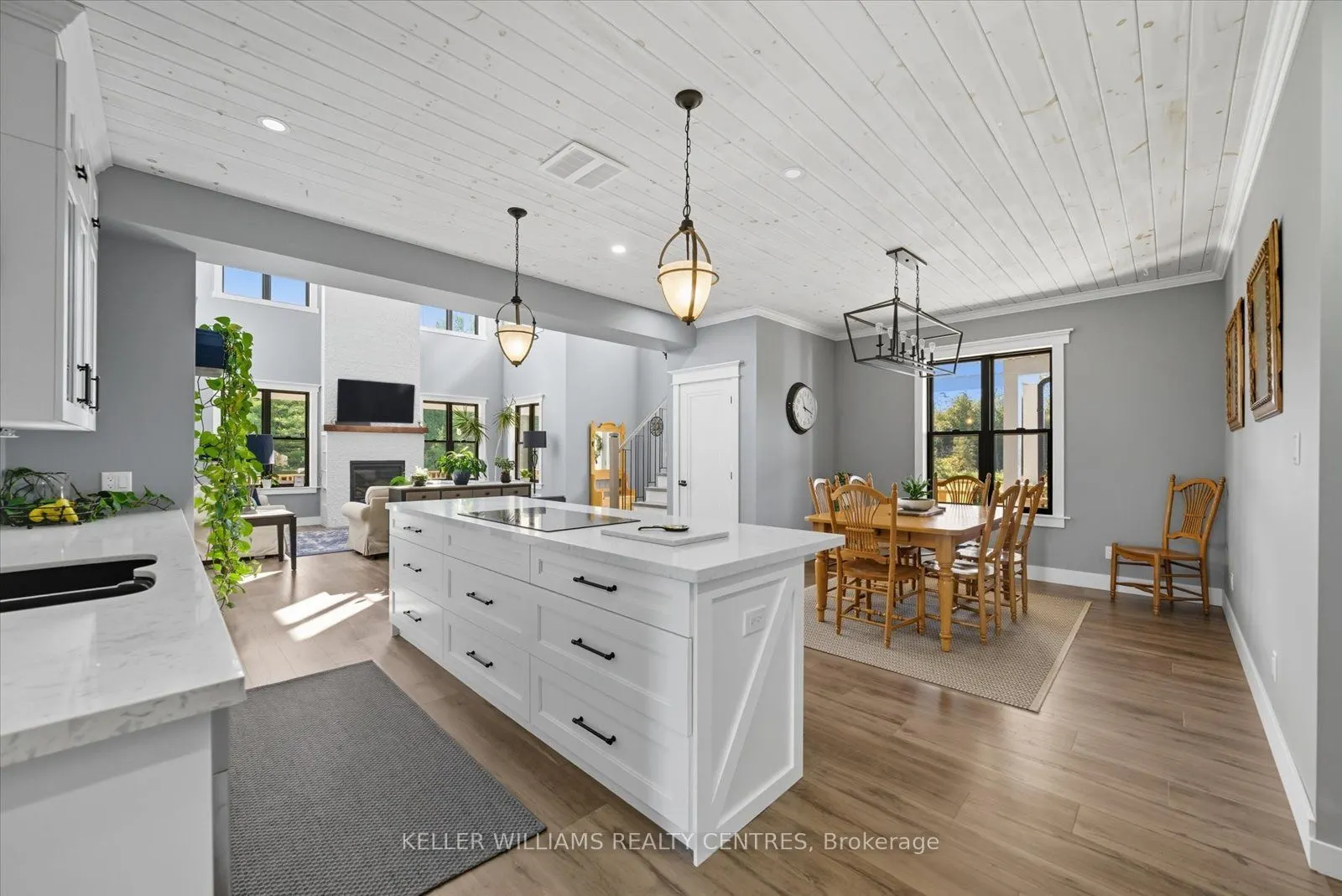 11601 Concession 3 Road