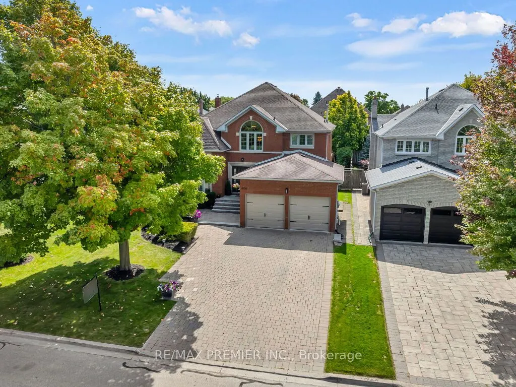 606 Brooker Ridge