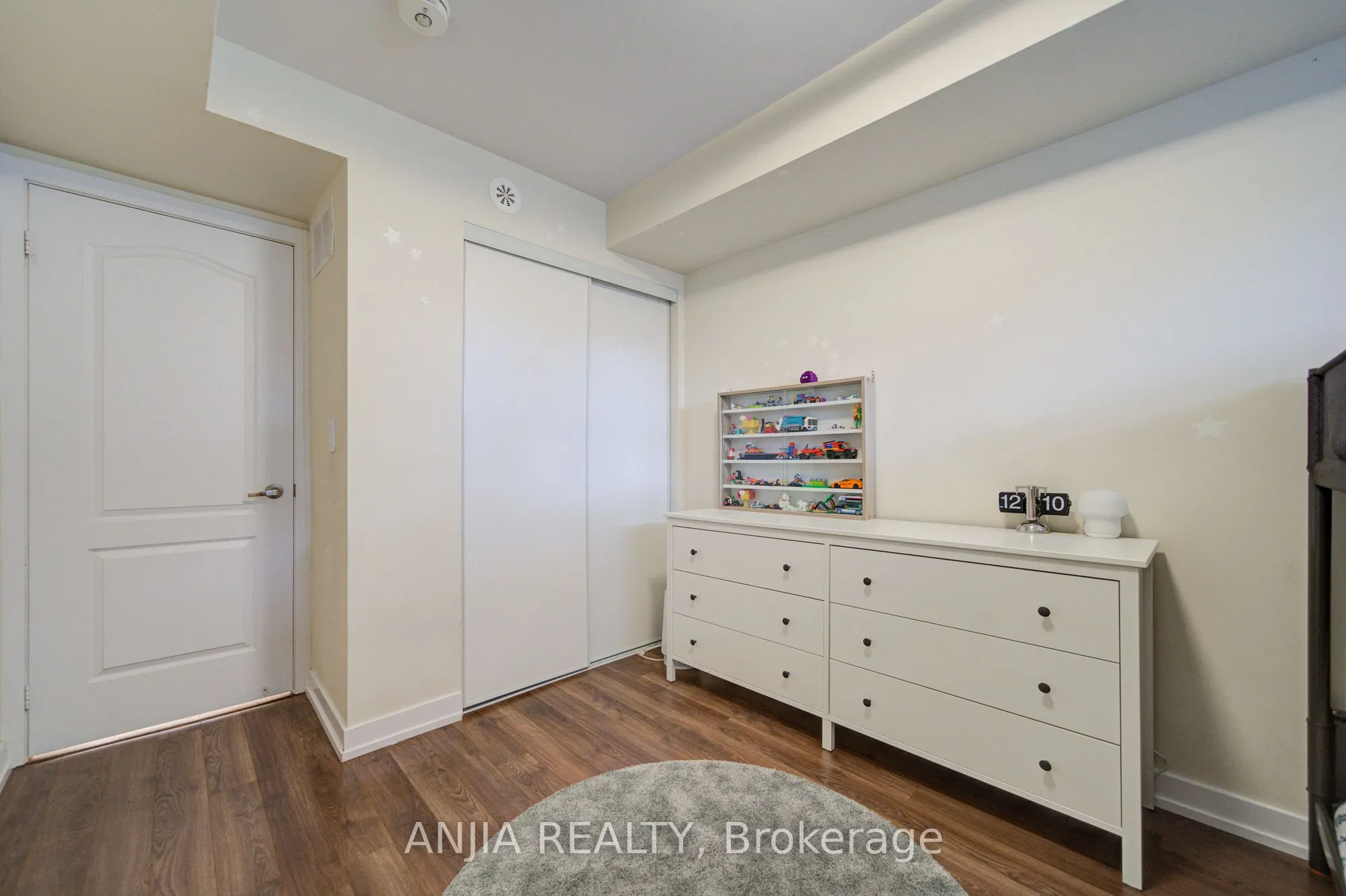 11 Dunsheath Way, #1205