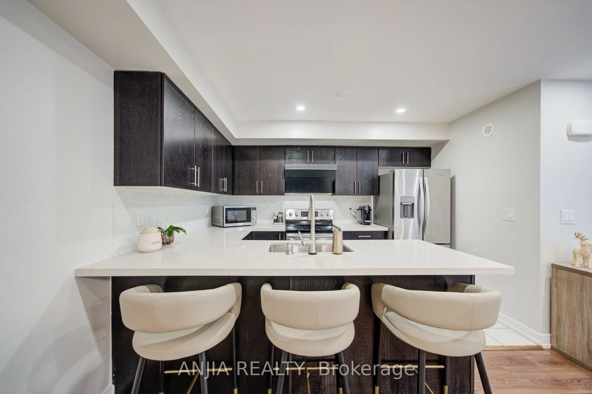 11 Dunsheath Way, #1205