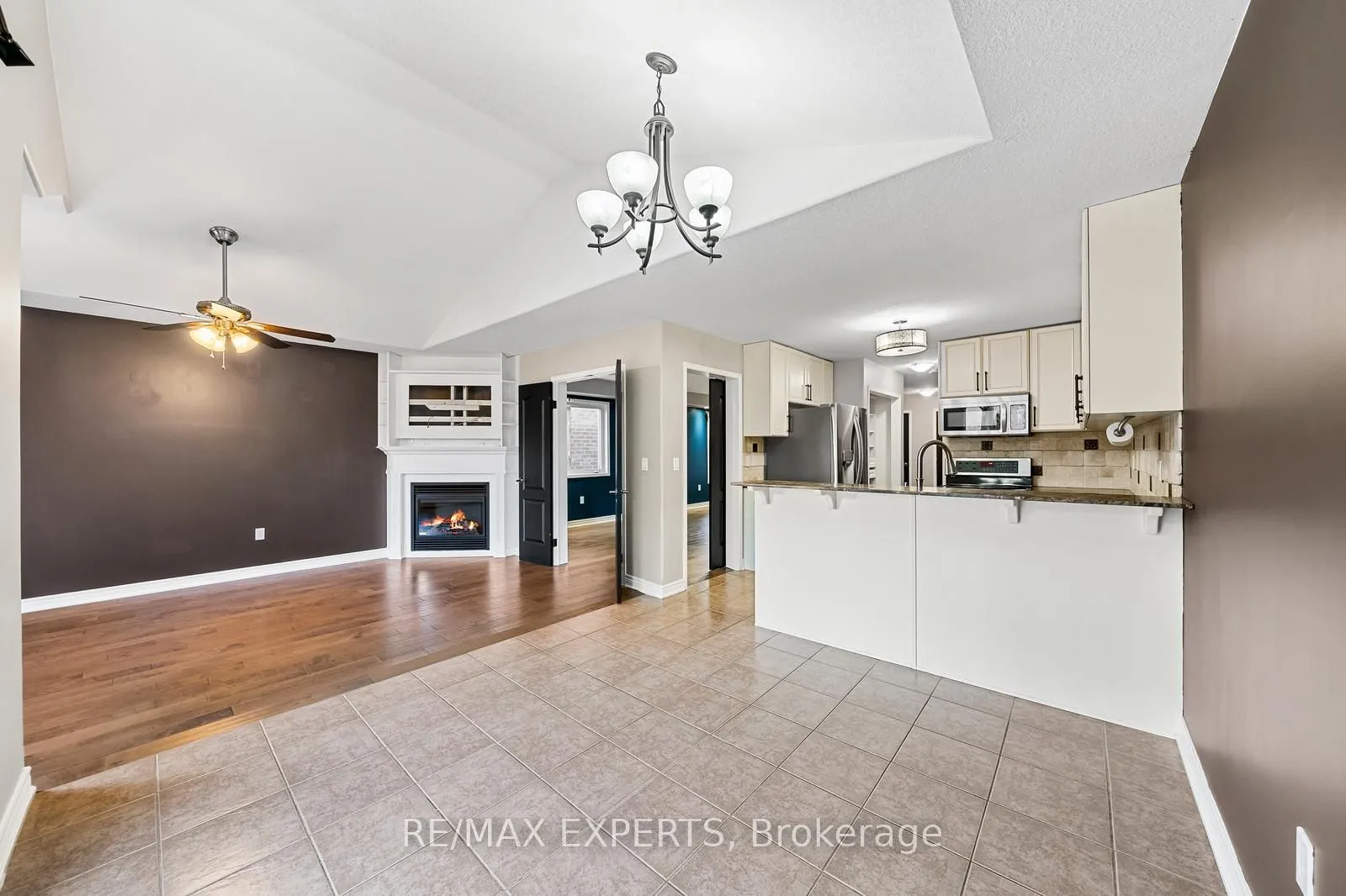 1821 Lamstone Street, #Upper