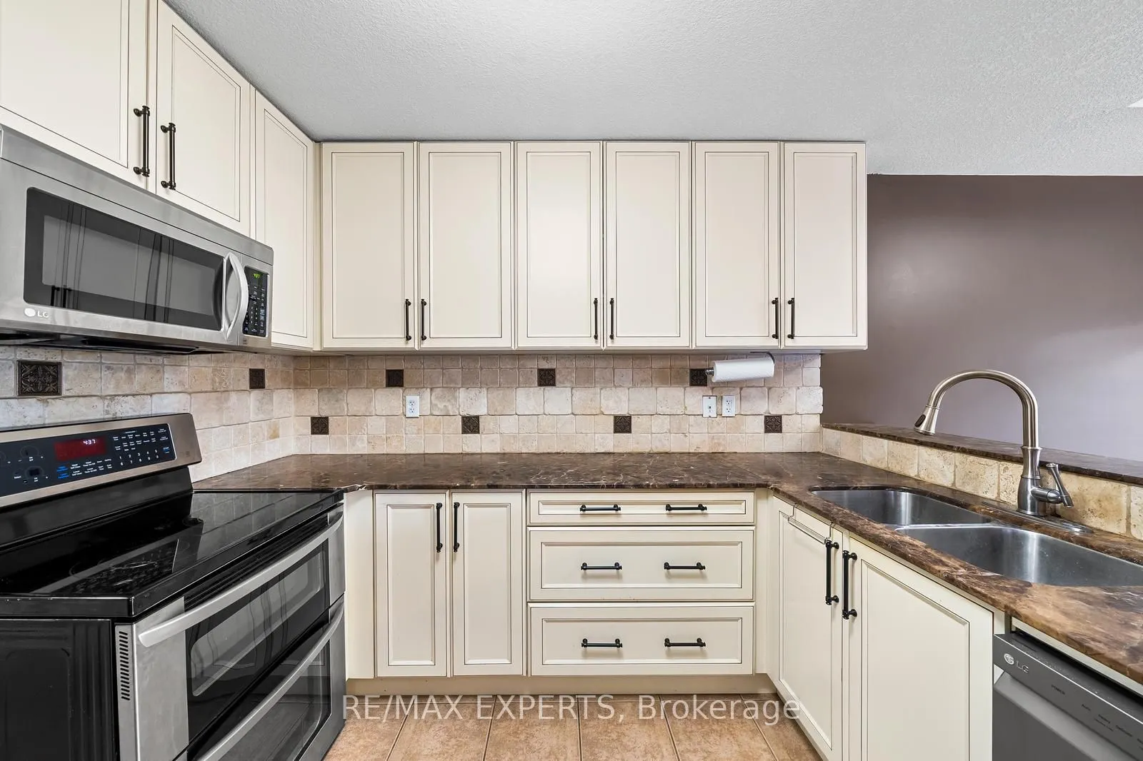 1821 Lamstone Street, #Upper