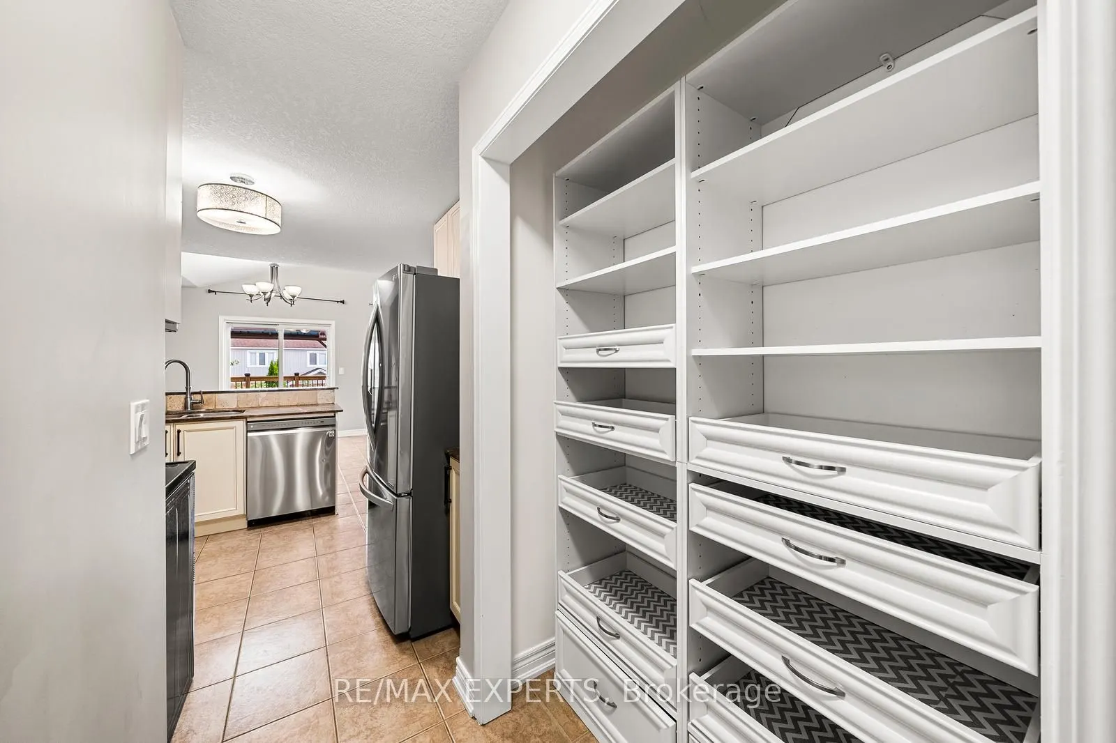 1821 Lamstone Street, #Upper