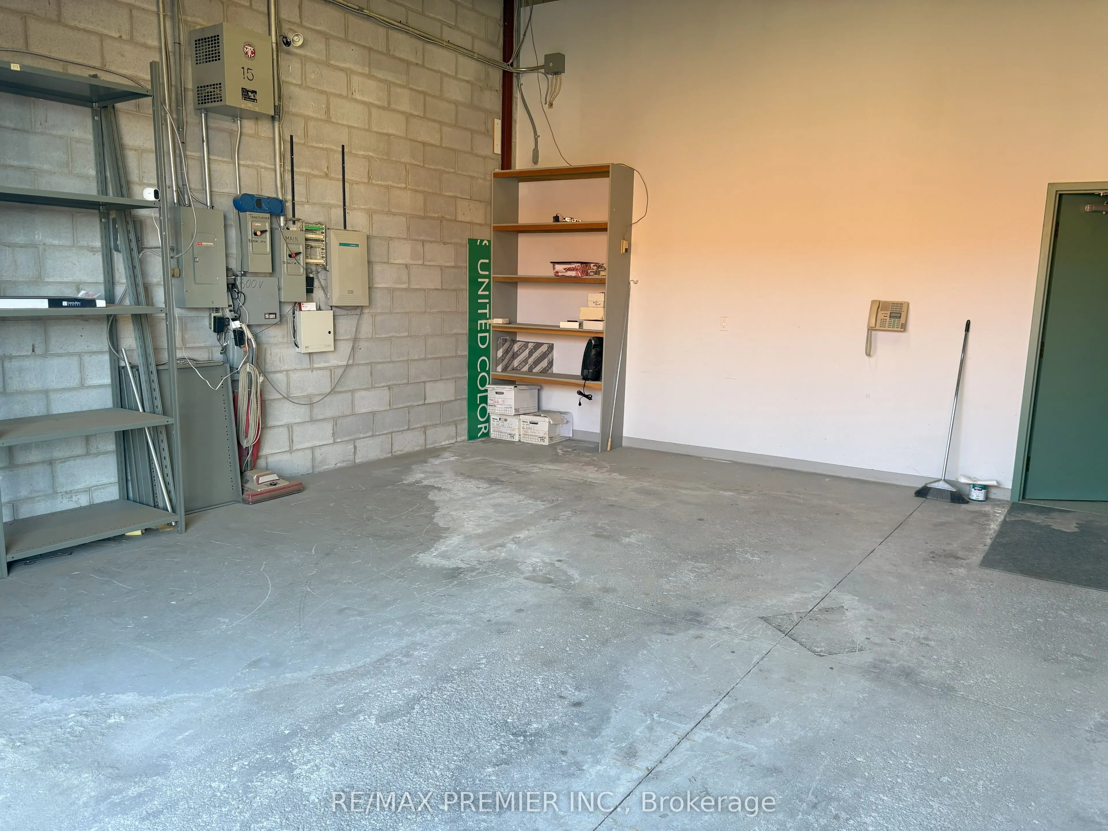 4140 Steeles Avenue W, #9 REAR