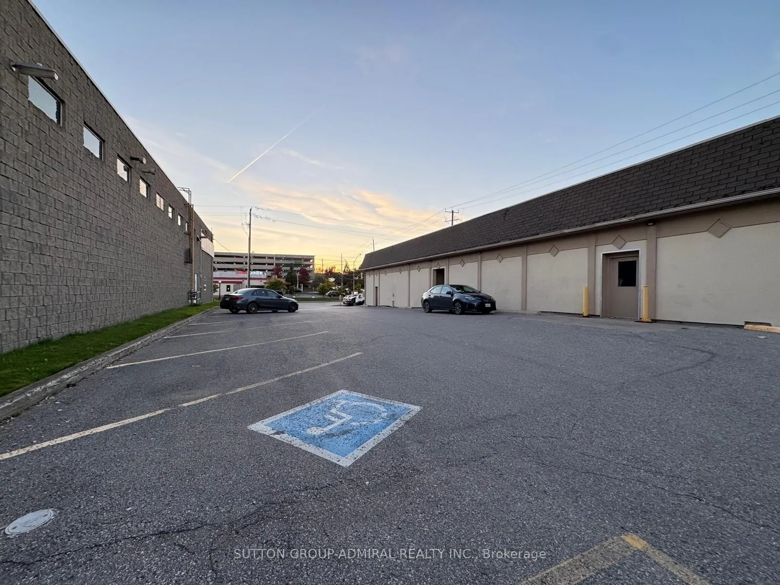 1 Industrial Parkway S