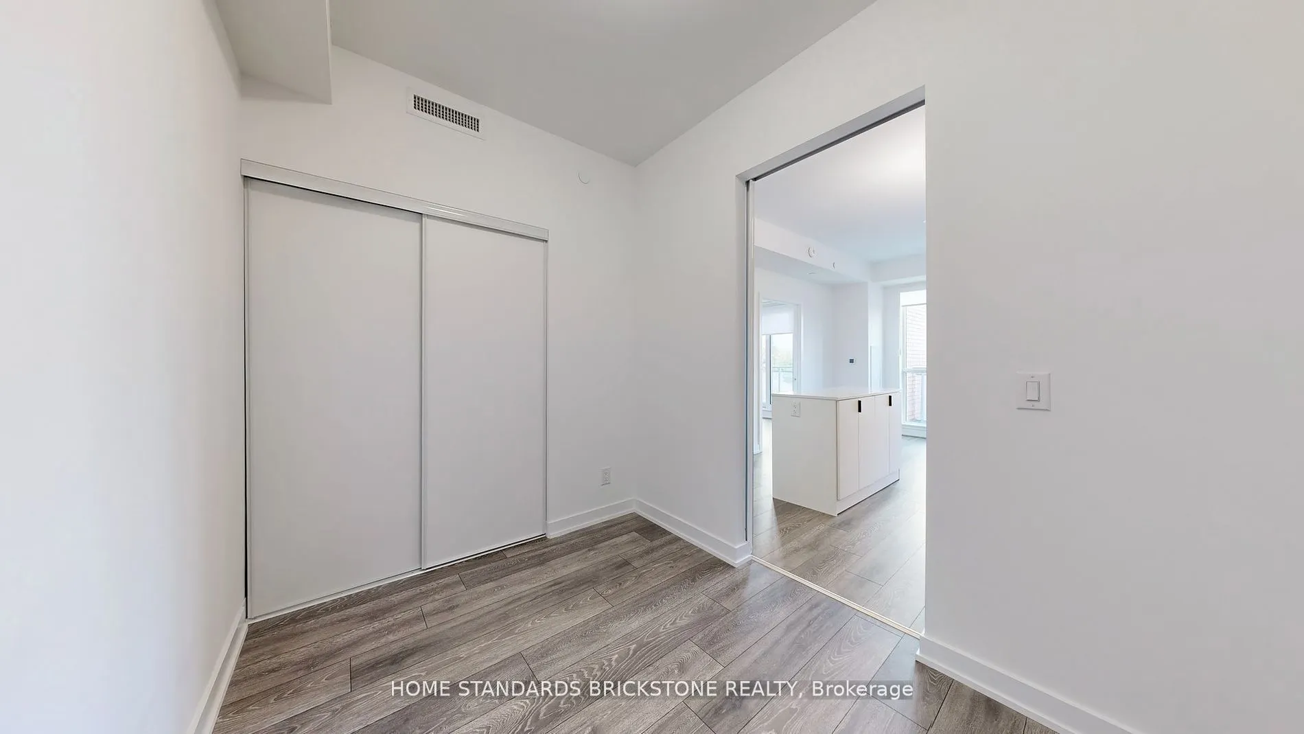 8888 Yonge Street, #321