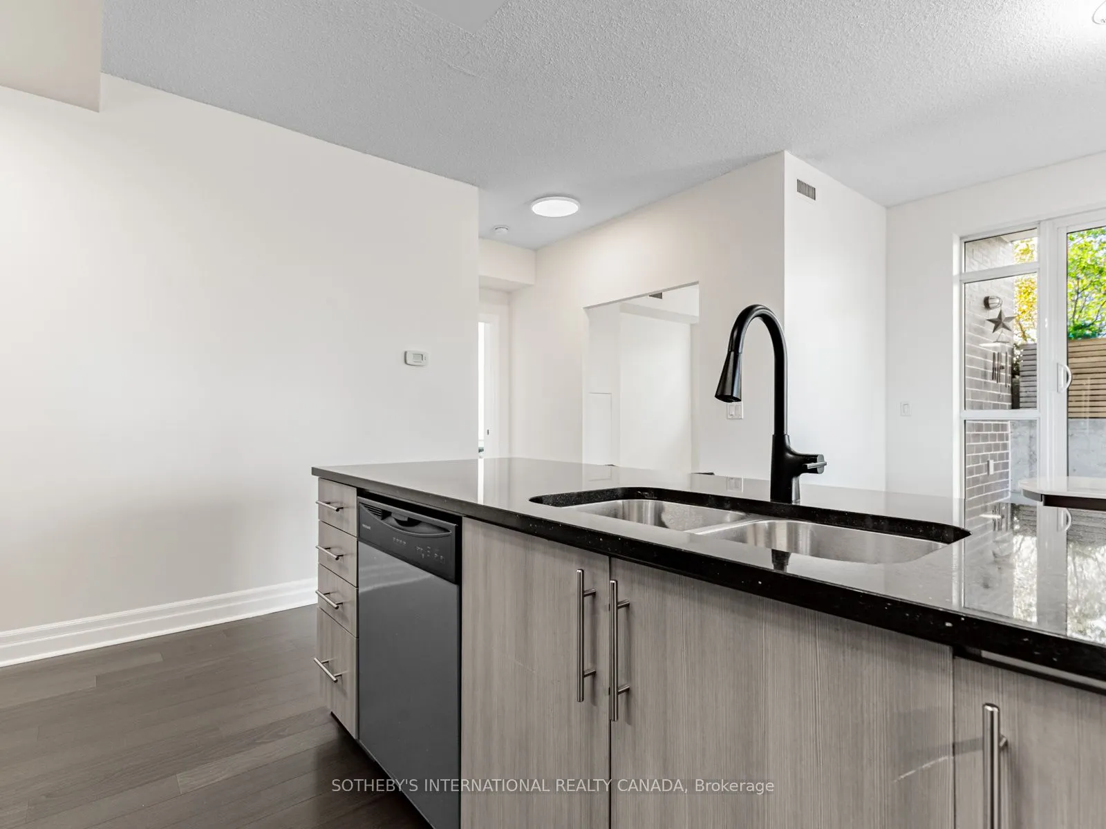 8130 Birchmount Road, #701