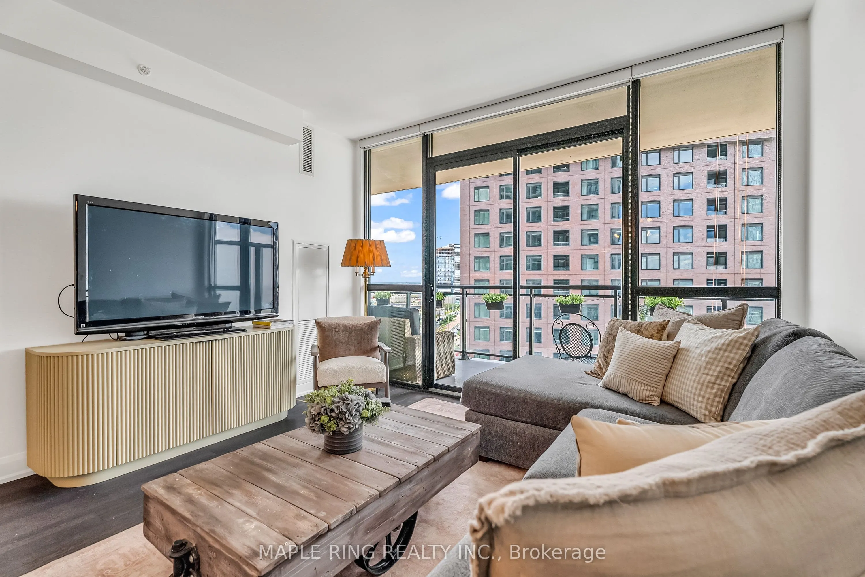 2910 Highway 7, #1406