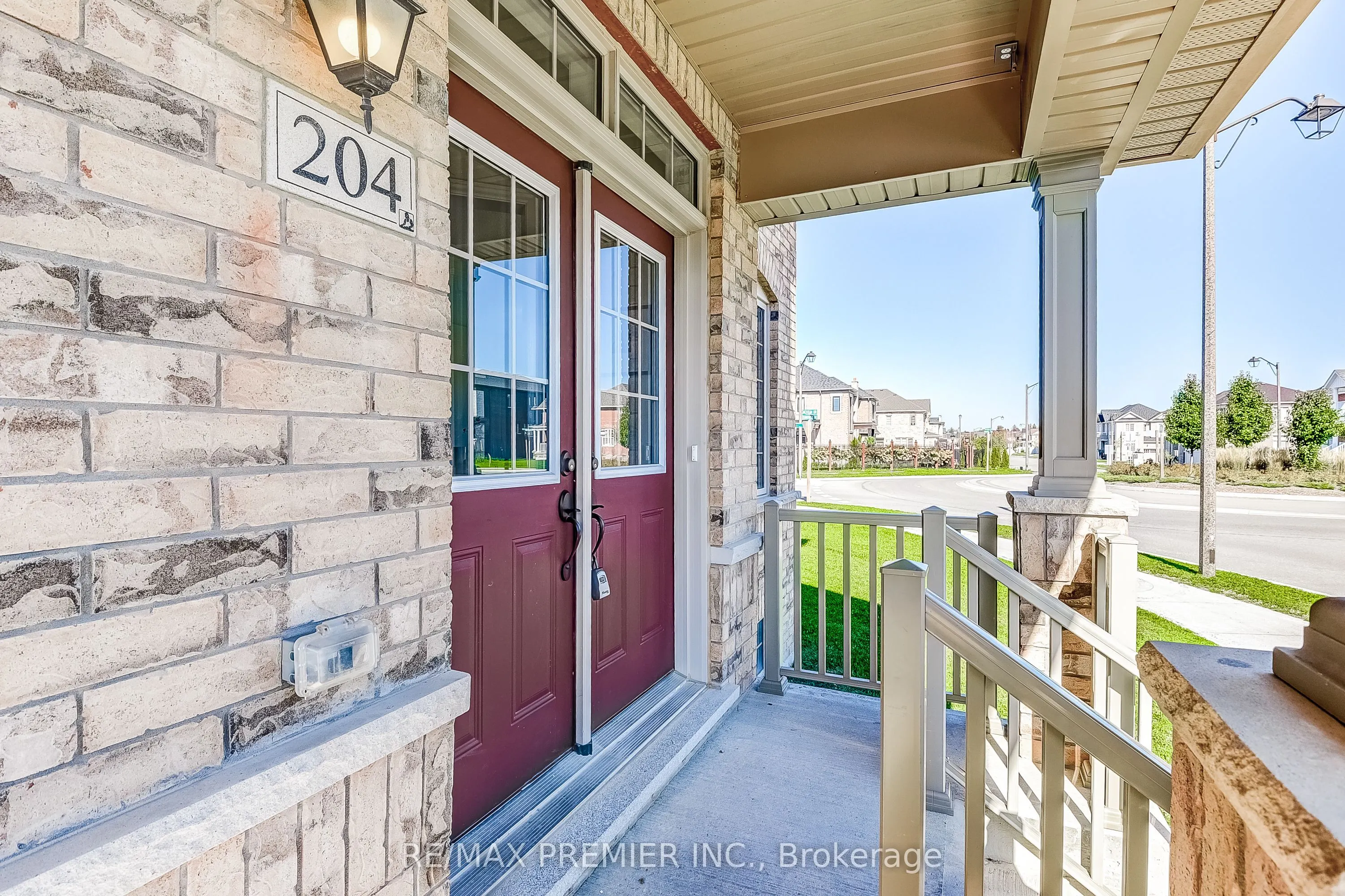 204 Sunnyridge Avenue