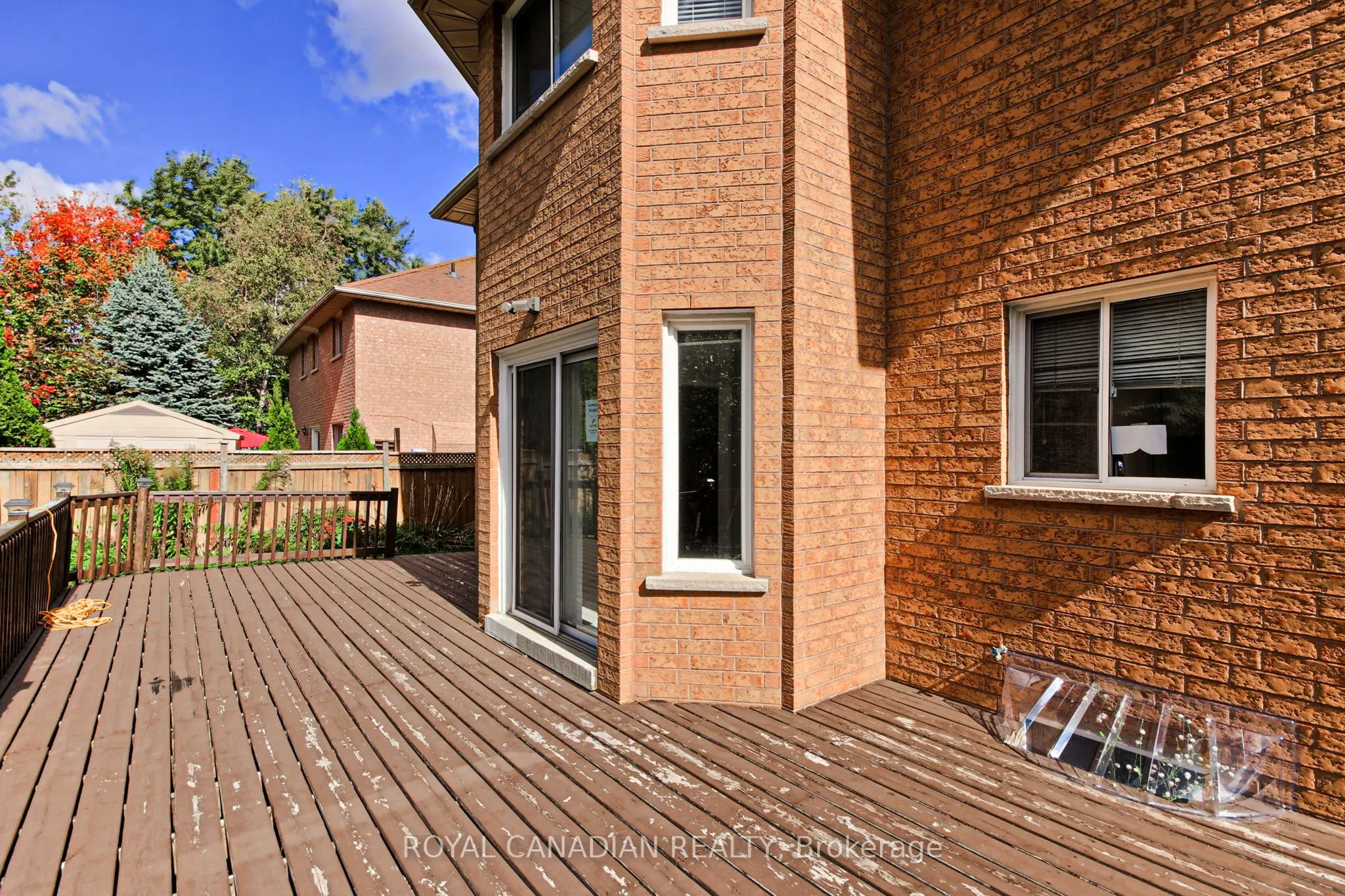 175 RHODES Circle