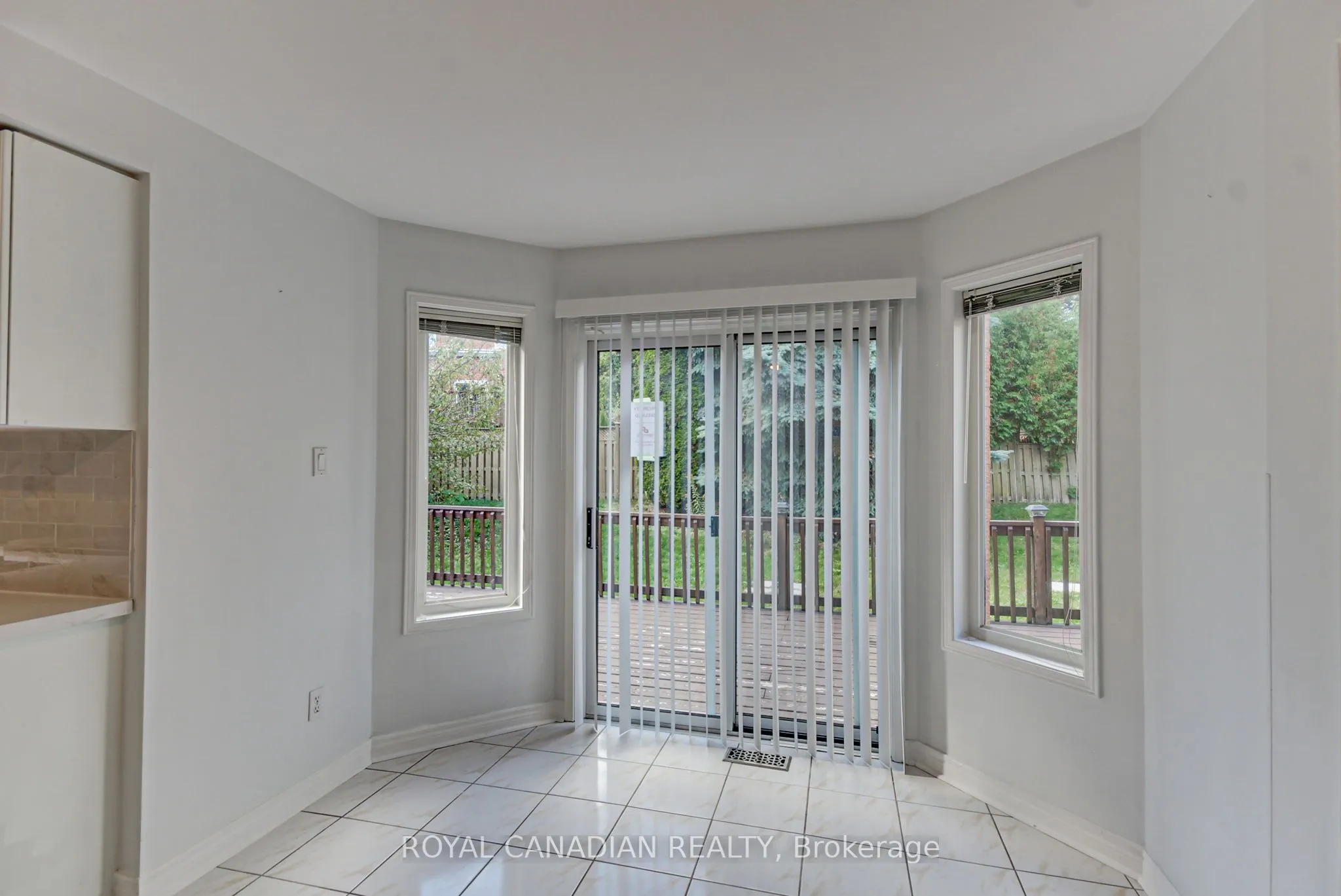 175 RHODES Circle