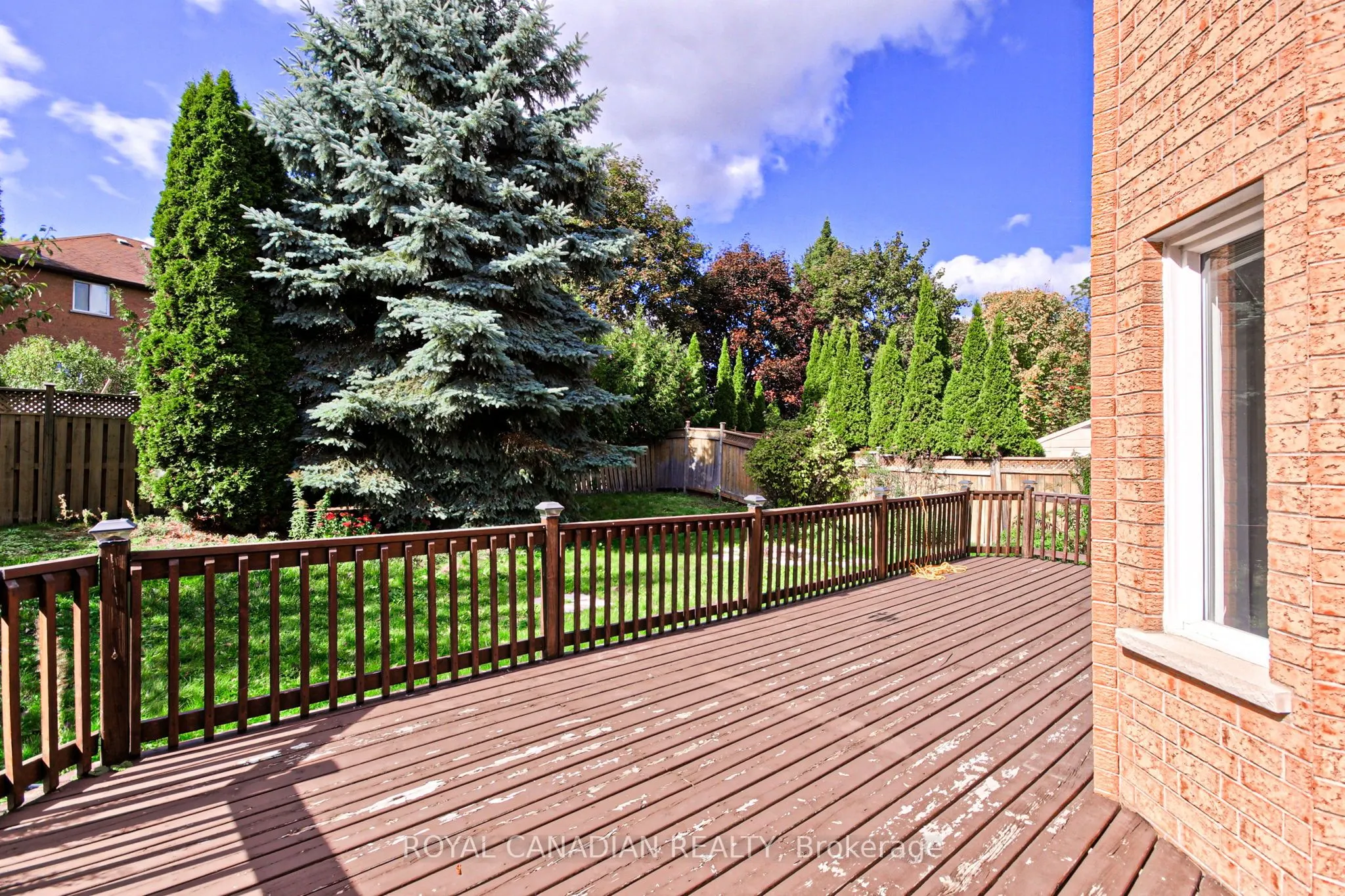 175 RHODES Circle