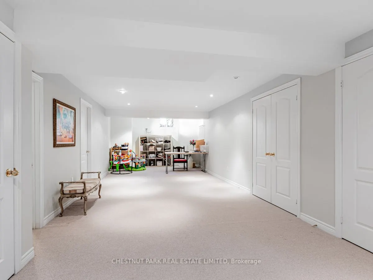 86 Forest Lane Drive