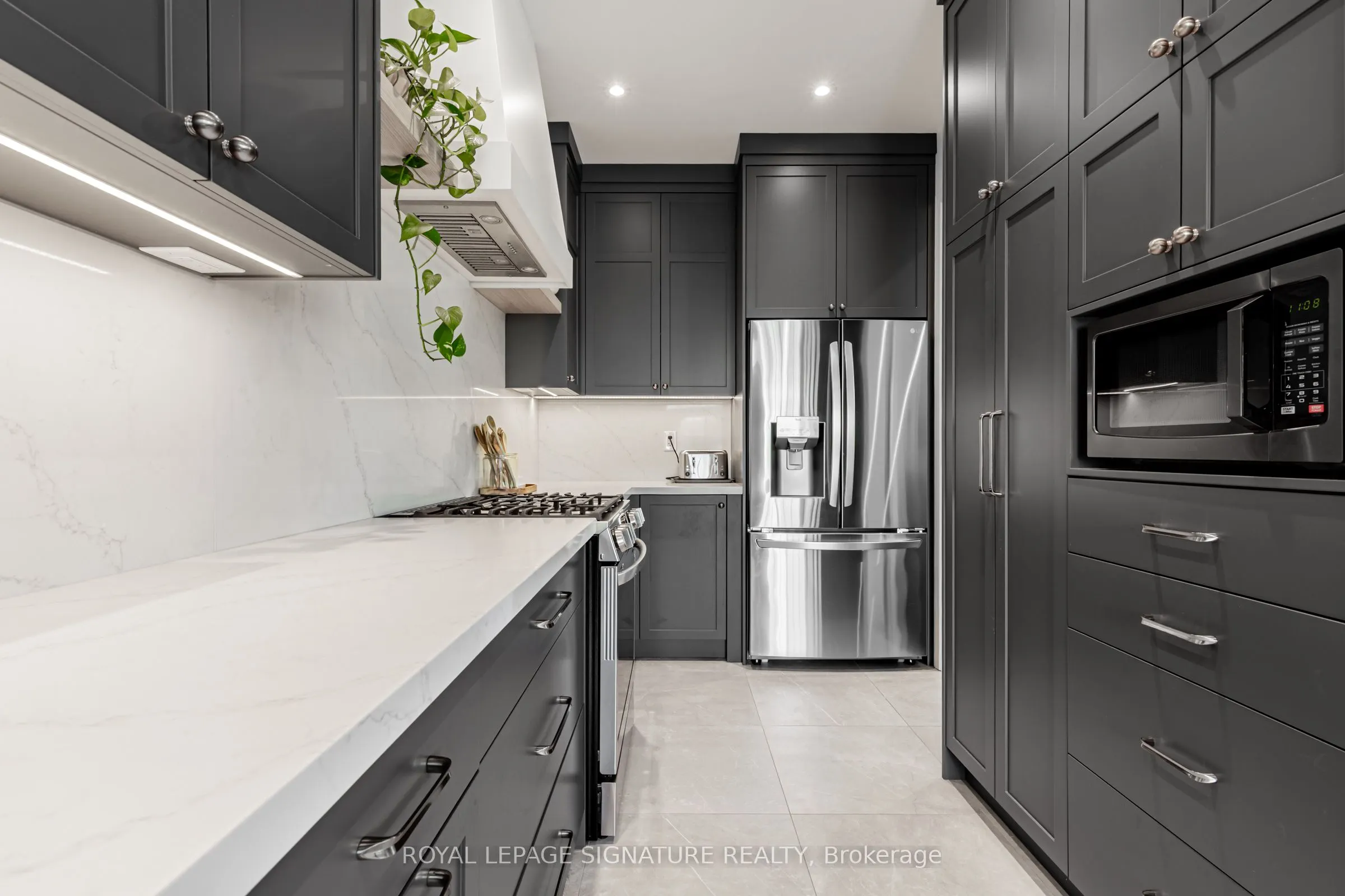 171 Wolf Creek Crescent