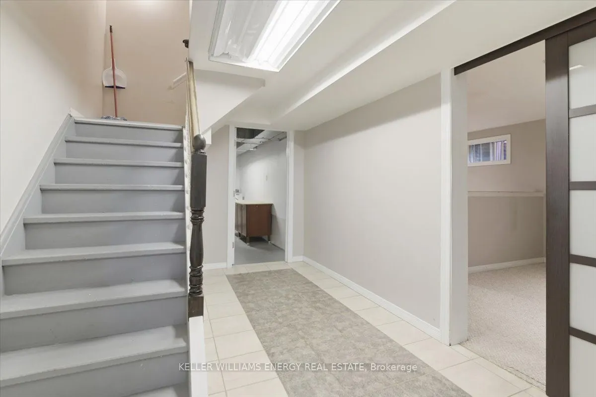 95 Delmark Boulevard
