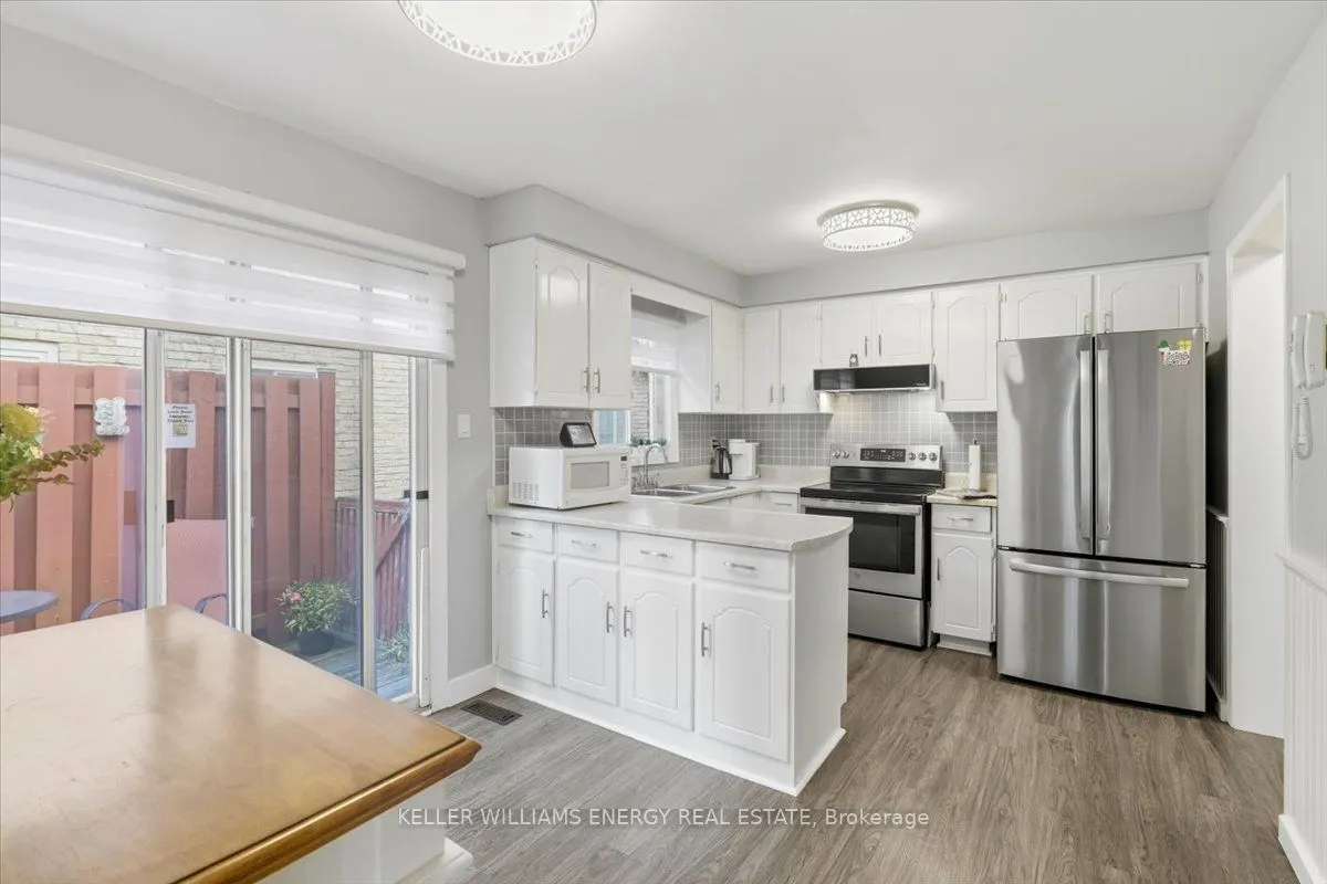 95 Delmark Boulevard