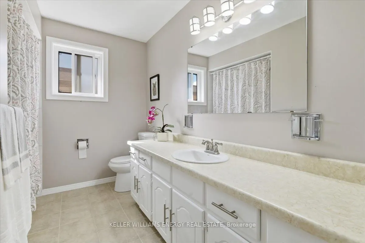 95 Delmark Boulevard