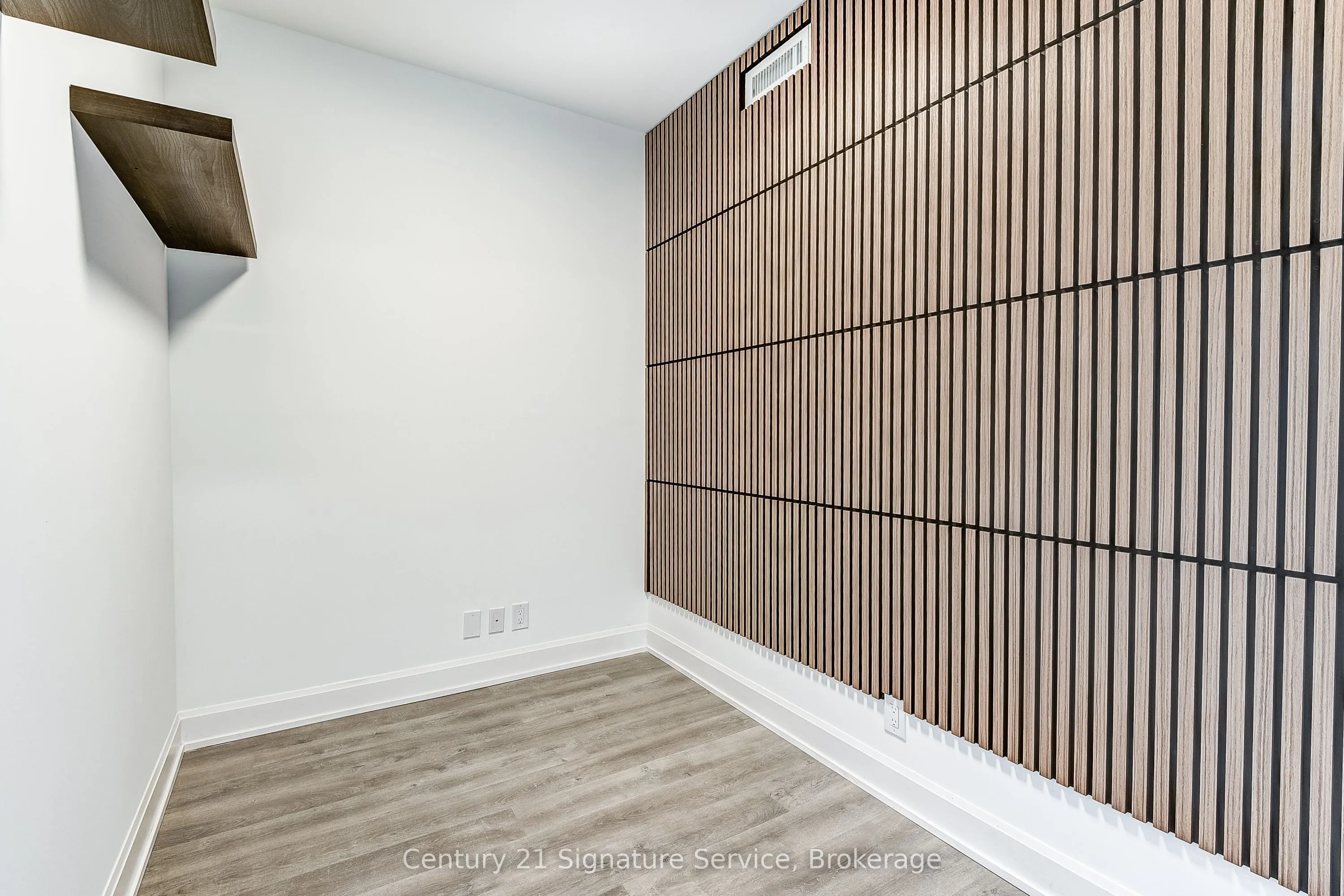 38 Ghandi Lane, #201