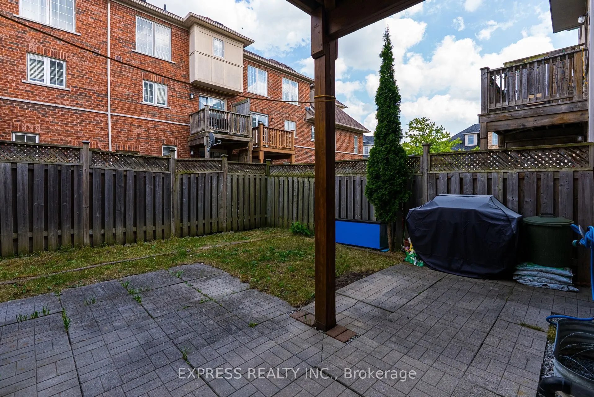 104 Prince Charles Way