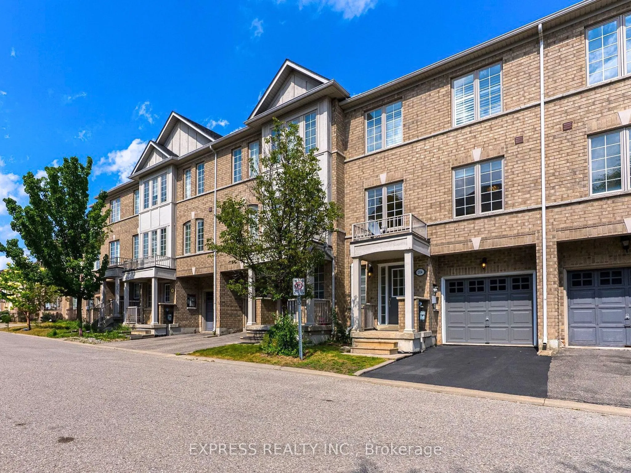 104 Prince Charles Way