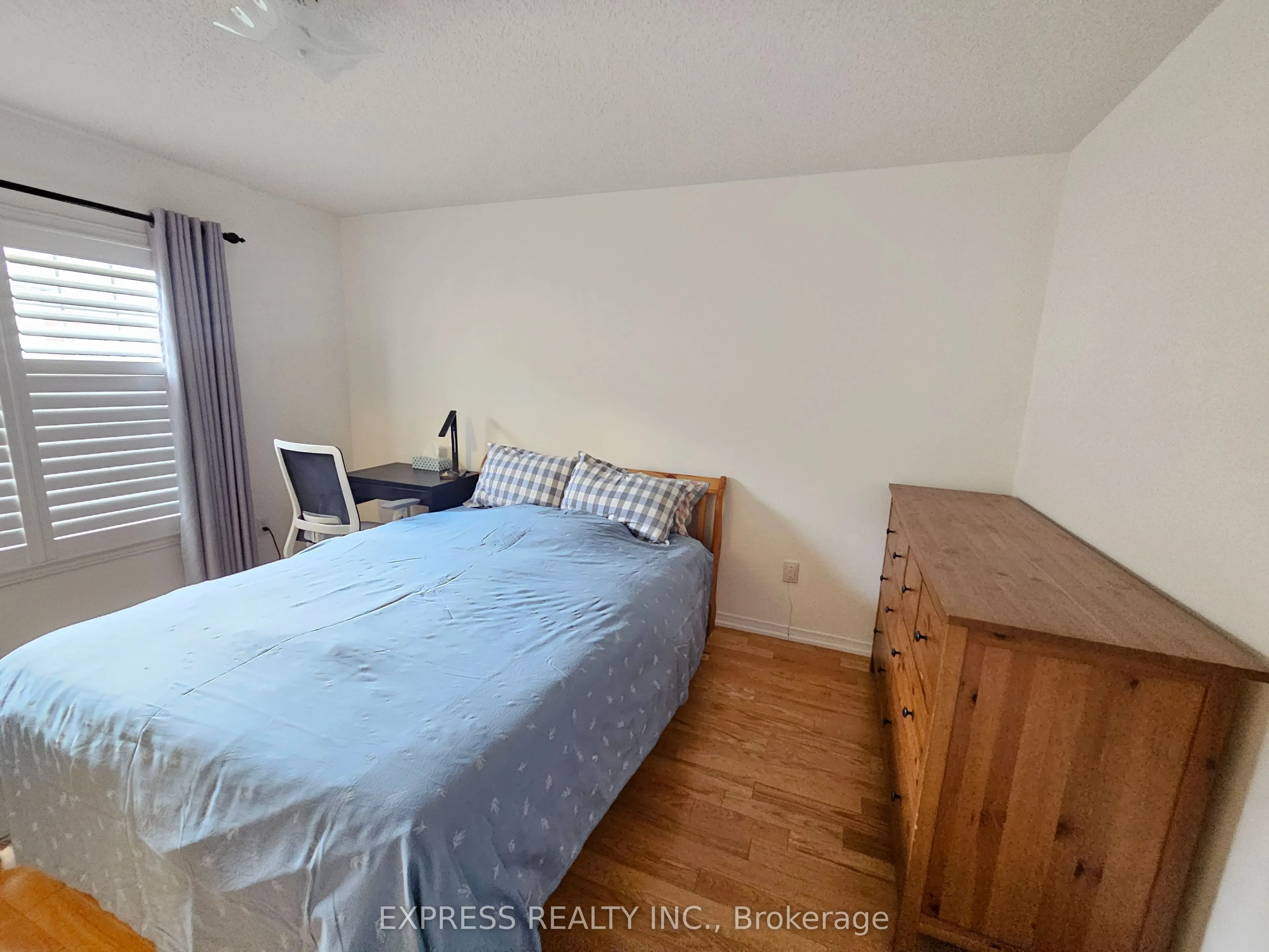 104 Prince Charles Way