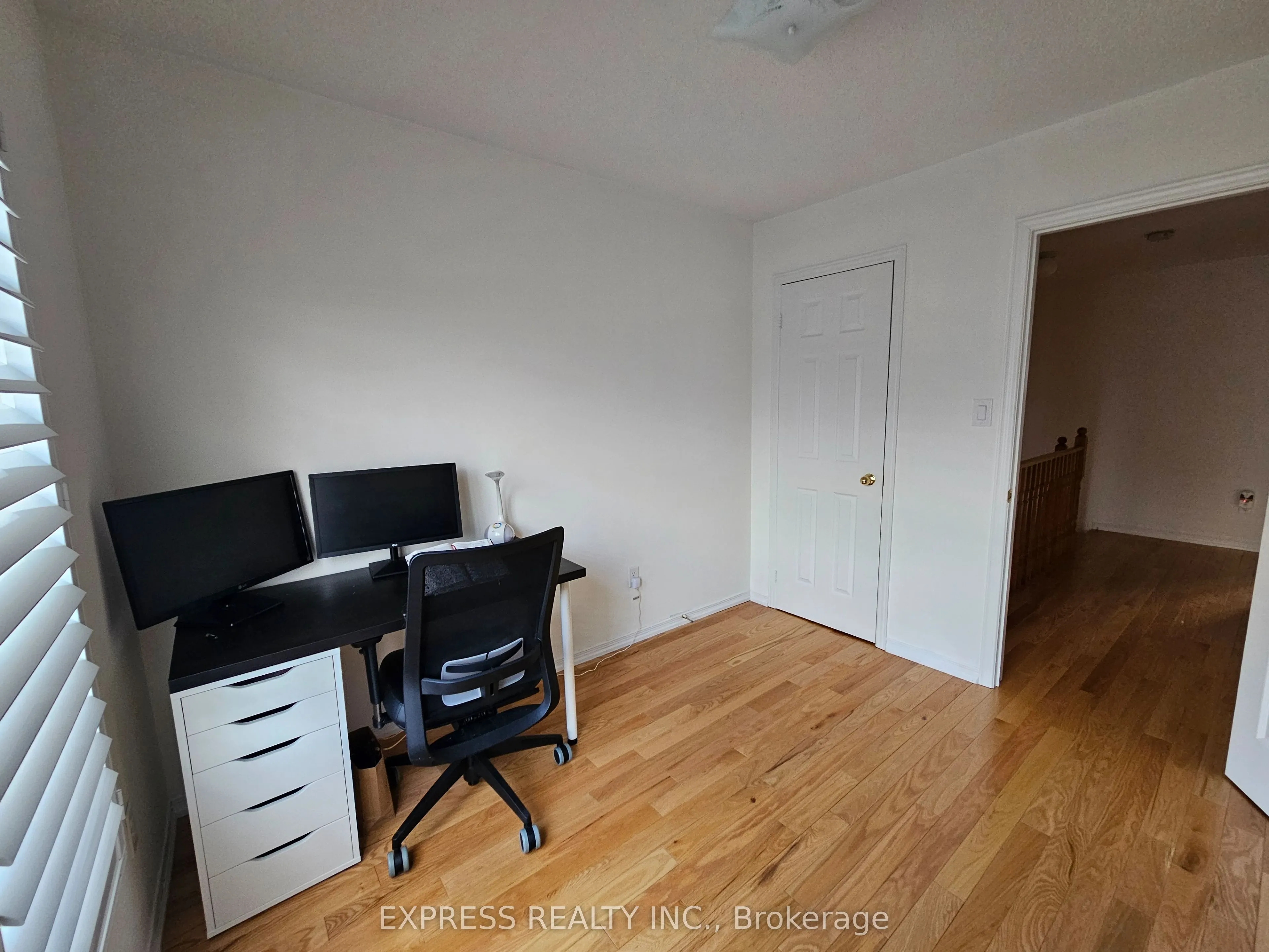 104 Prince Charles Way