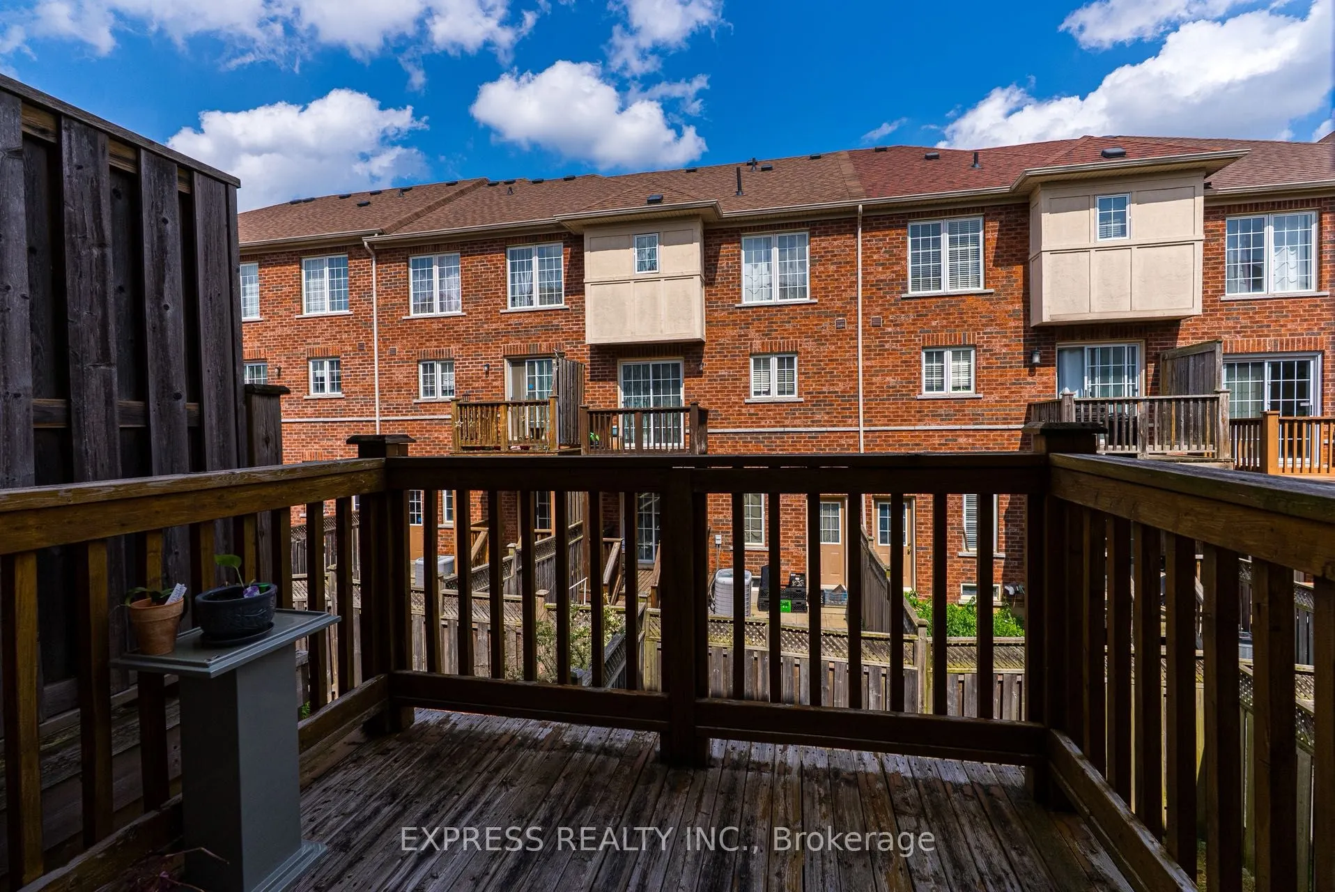 104 Prince Charles Way