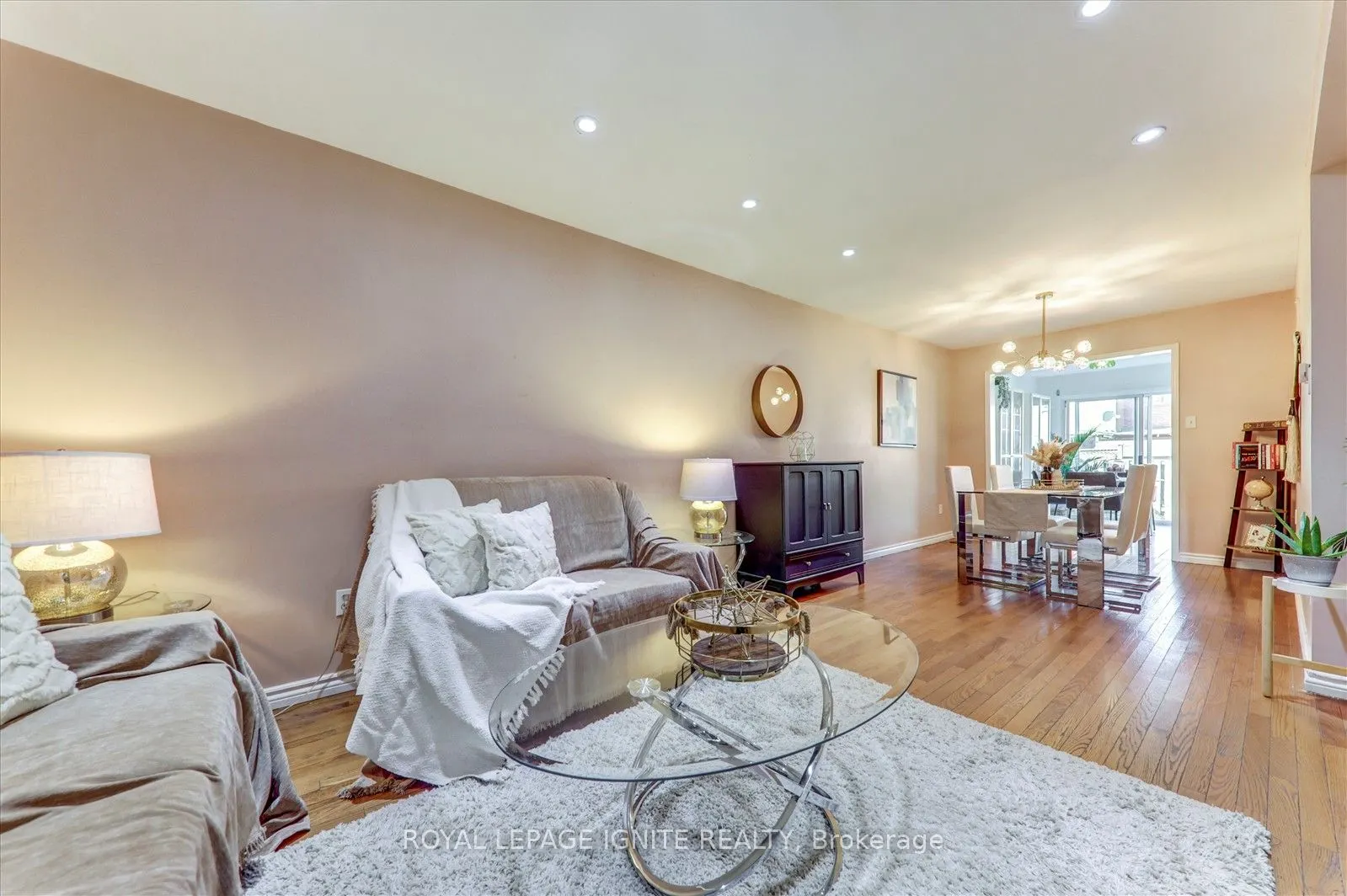 218 Sophia Road
