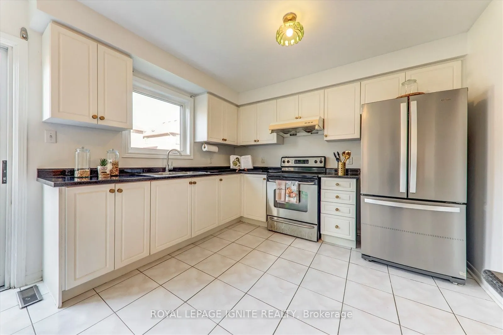 218 Sophia Road