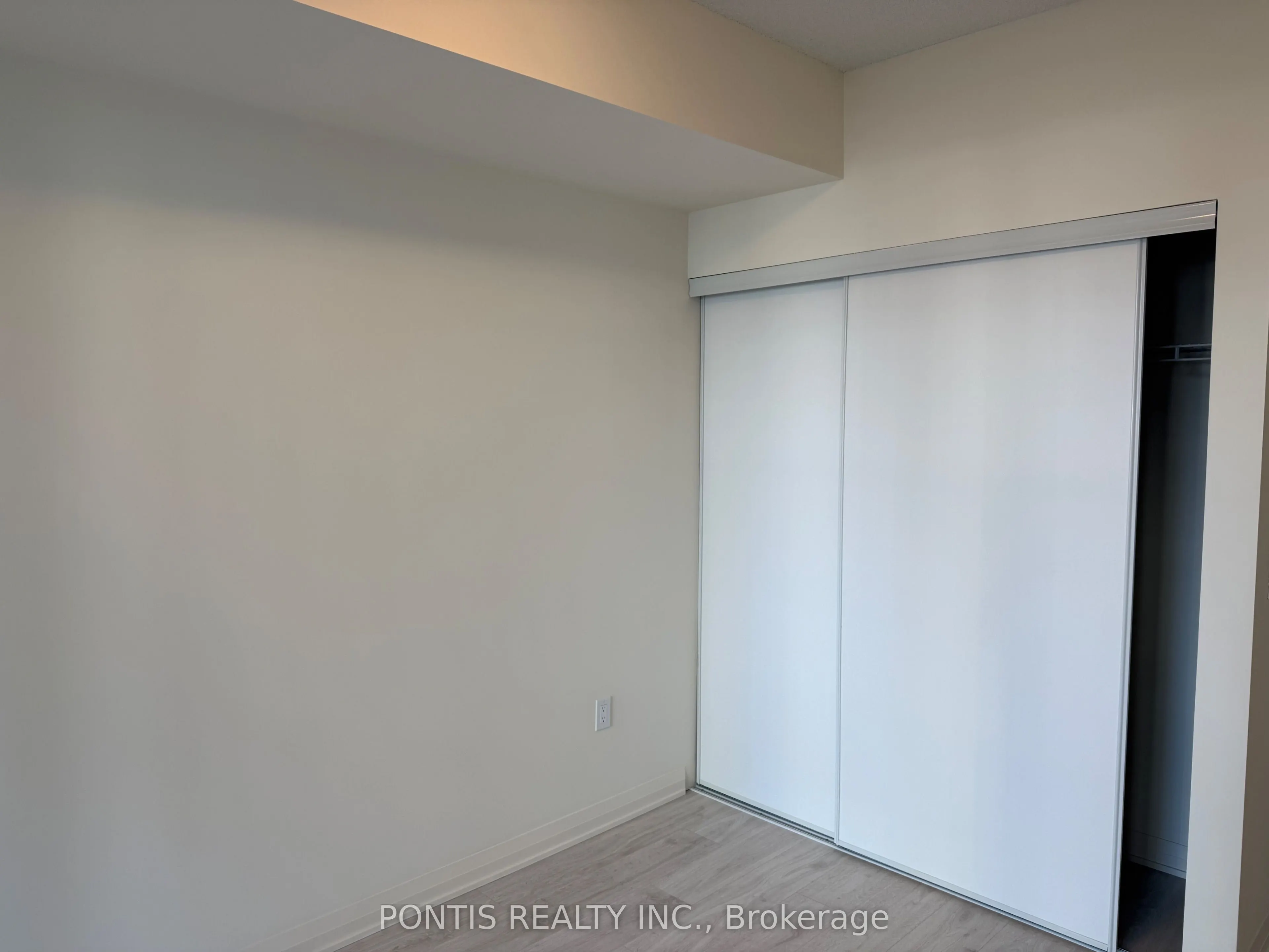 8960 Jane Street N, #234