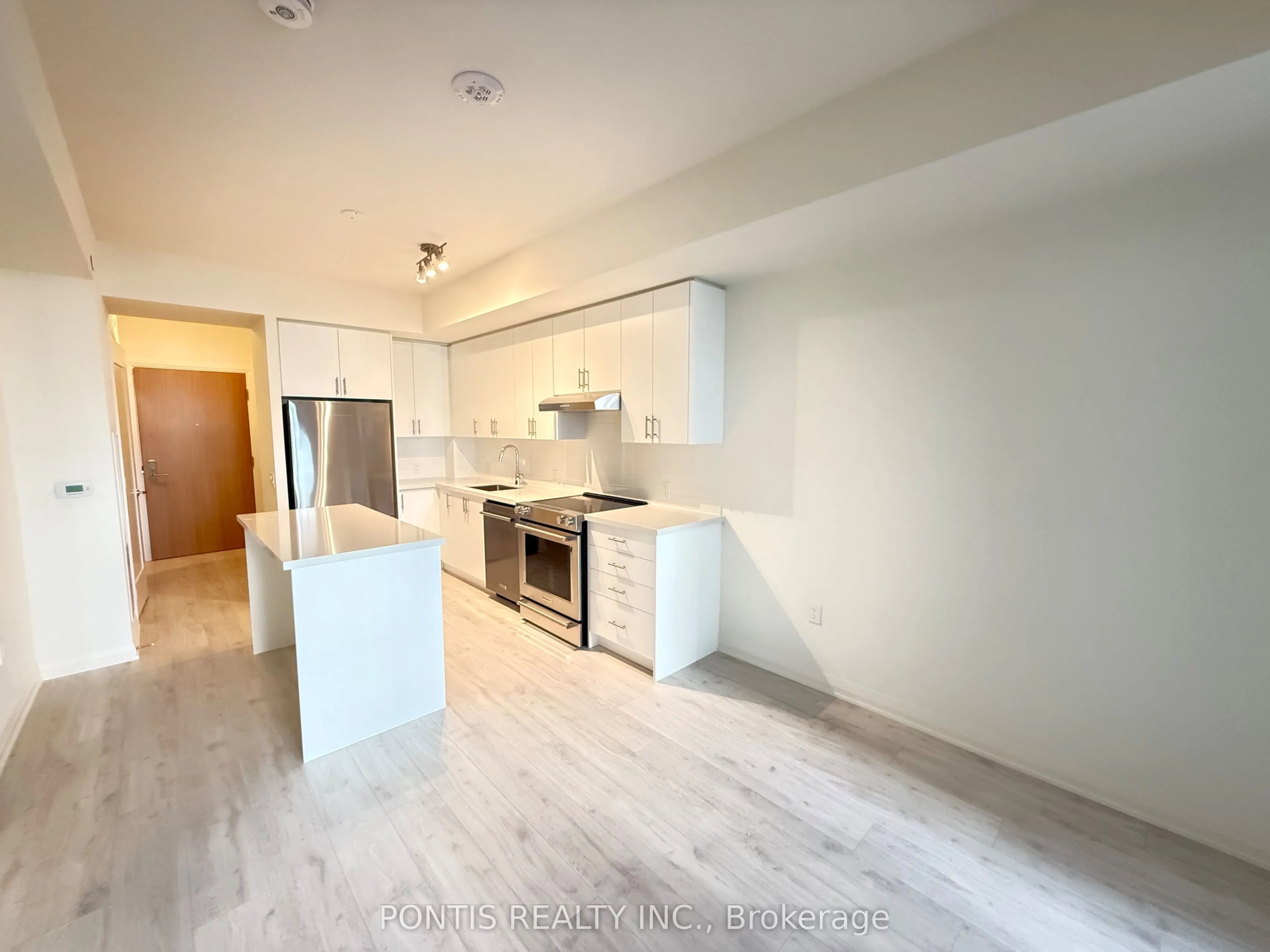 8960 Jane Street N, #234