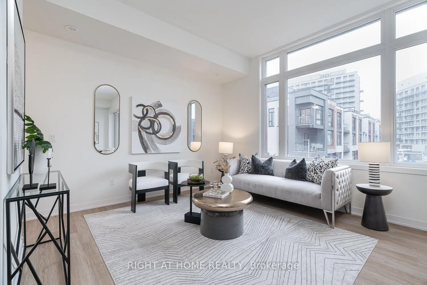 15 David Eyer Road, #1407