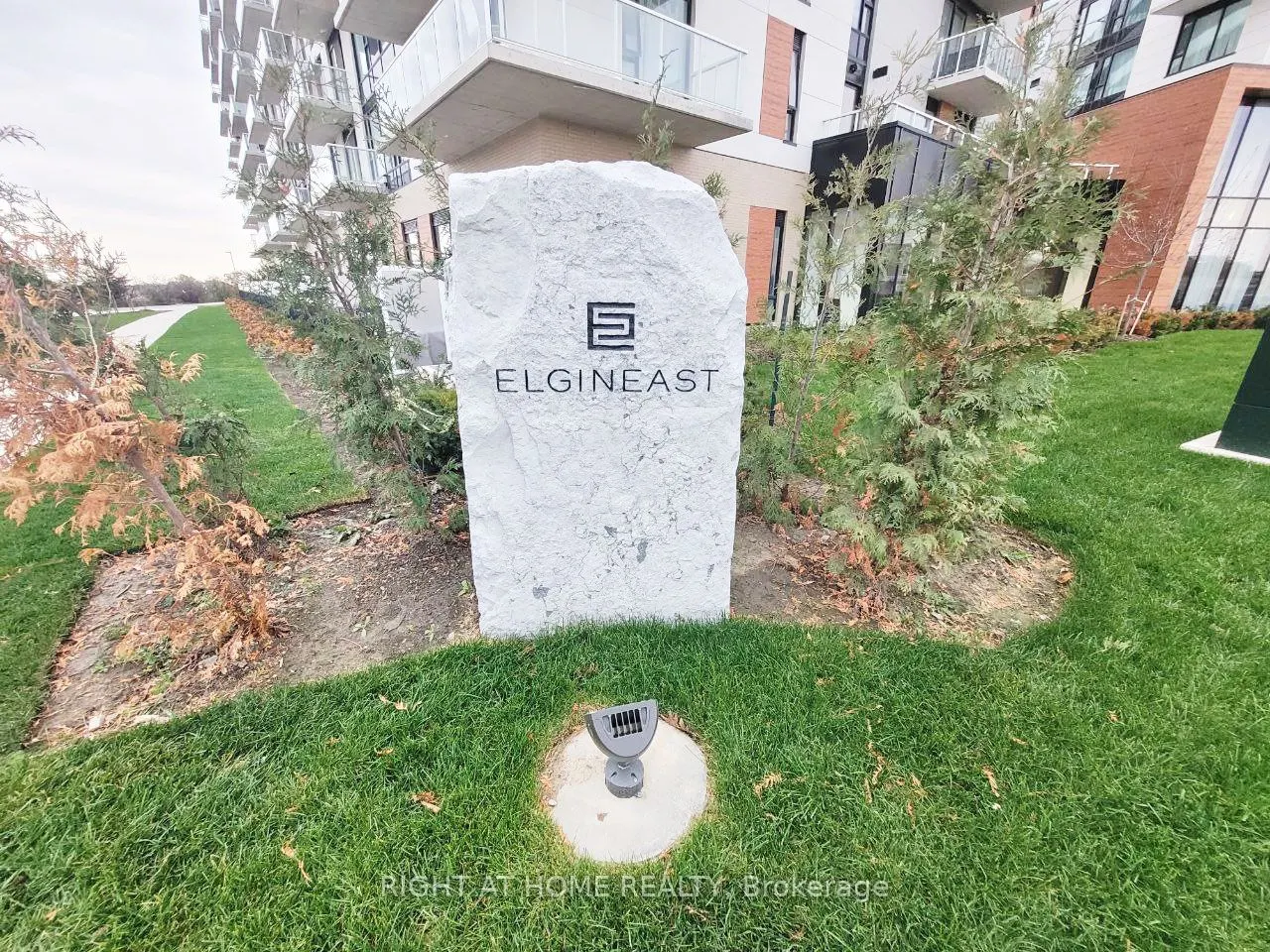 15 David Eyer Road, #1407