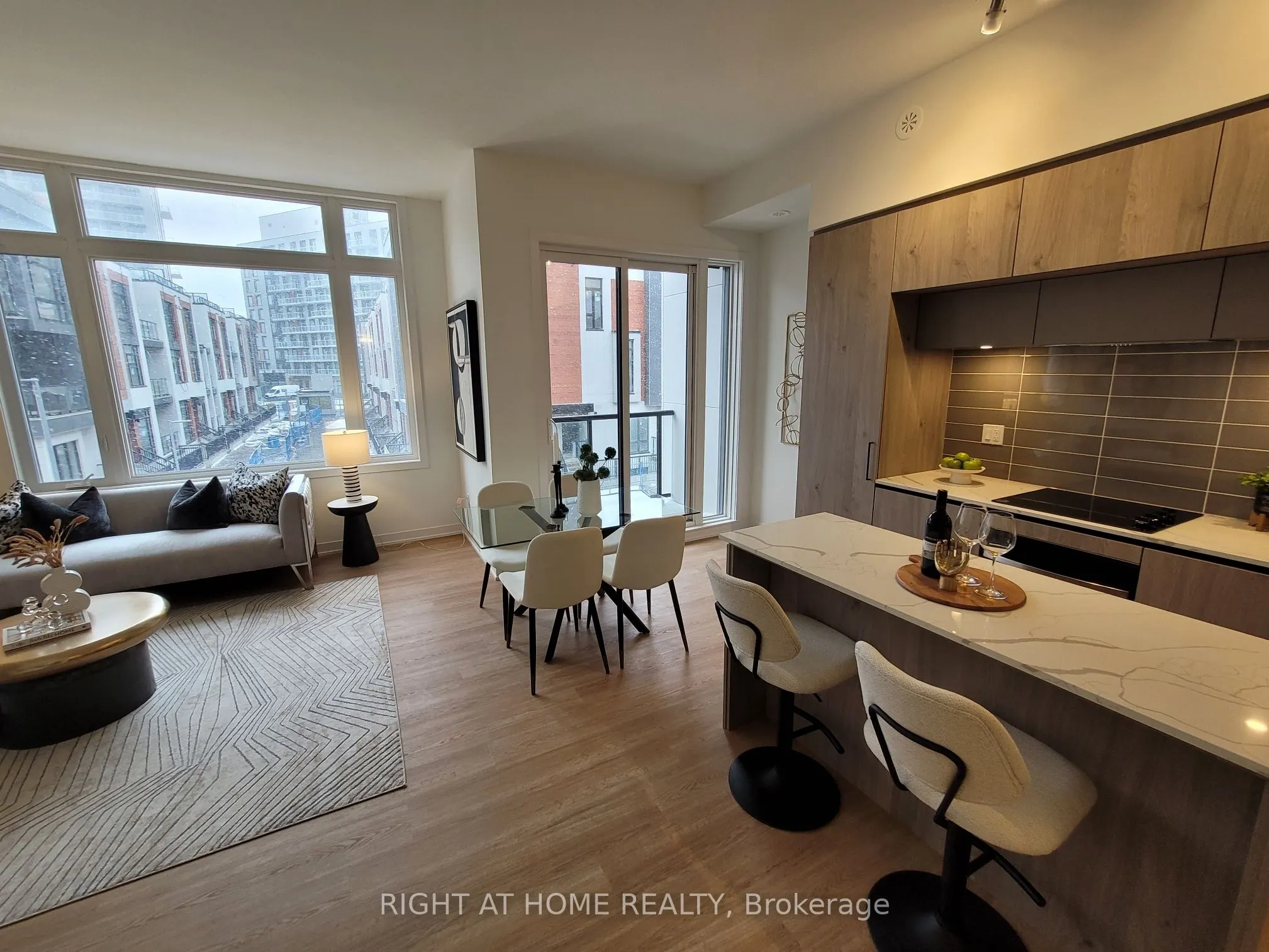 15 David Eyer Road, #1407