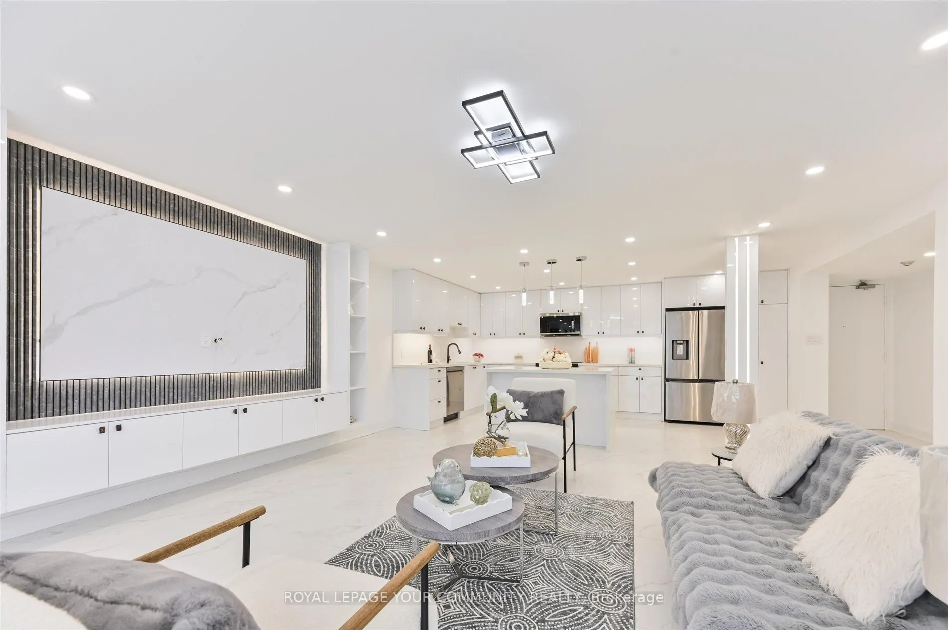 20 Baif Boulevard, #306