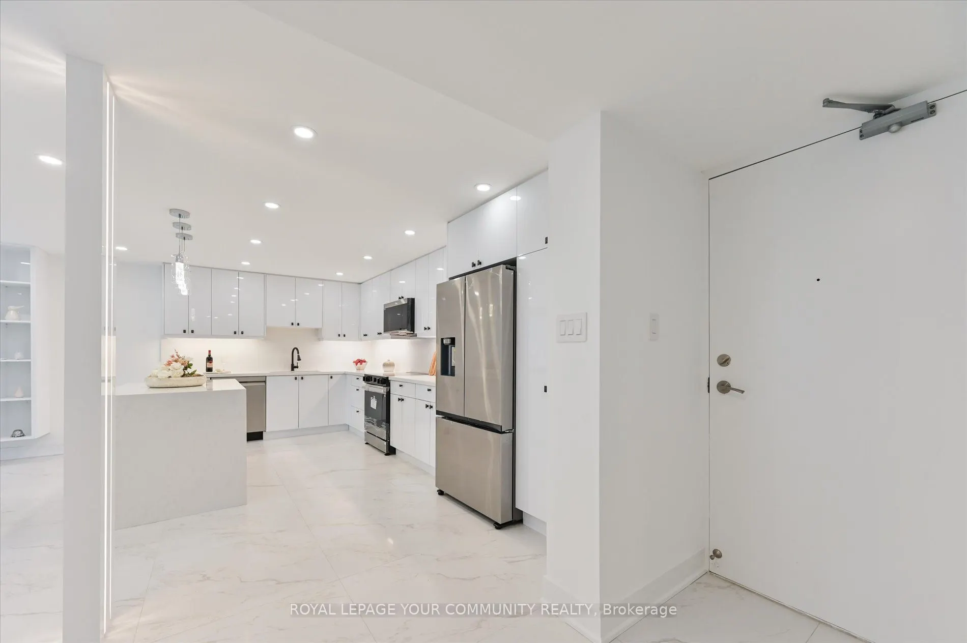 20 Baif Boulevard, #306