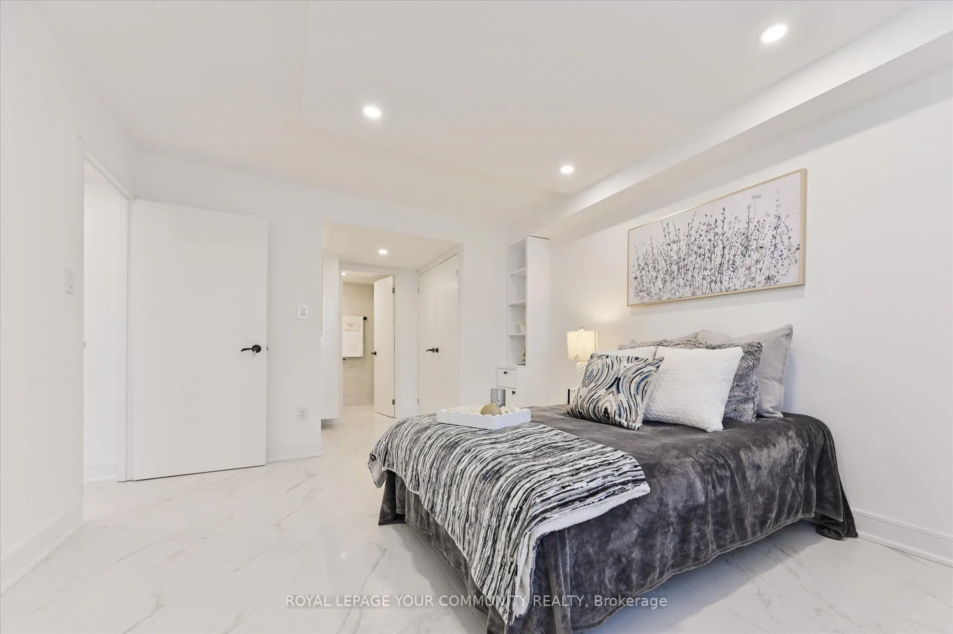 20 Baif Boulevard, #306