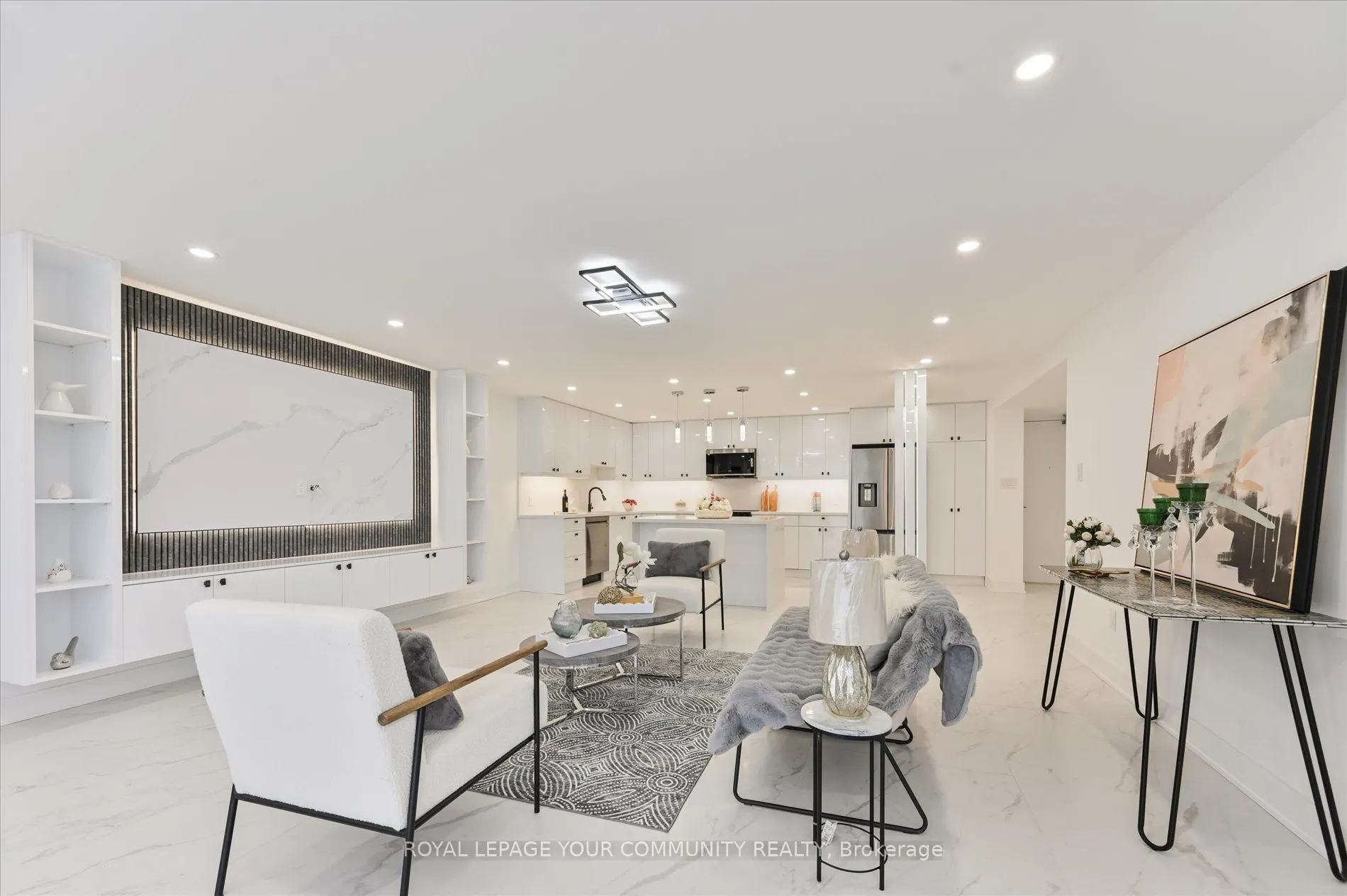 20 Baif Boulevard, #306