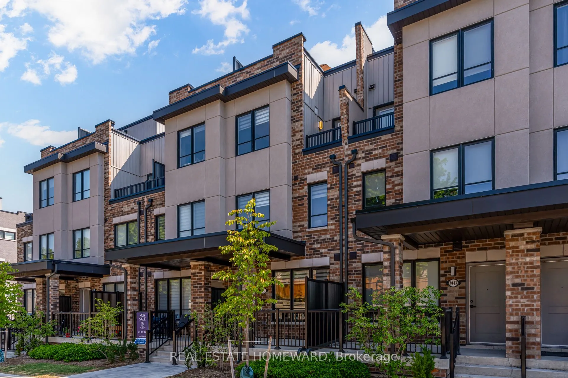 40 Baynes Way, #12