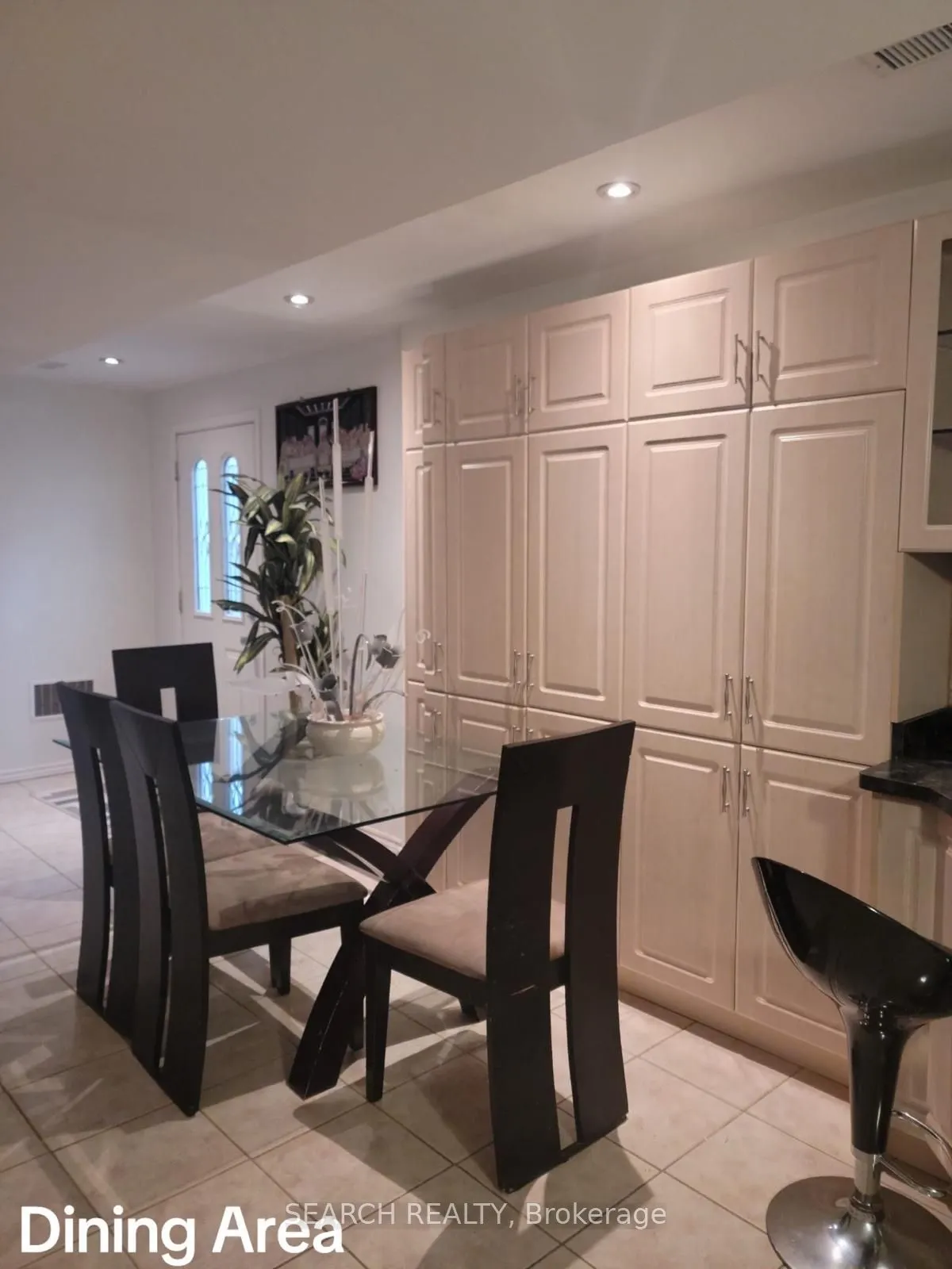 105 St Urbain Drive, #Basement