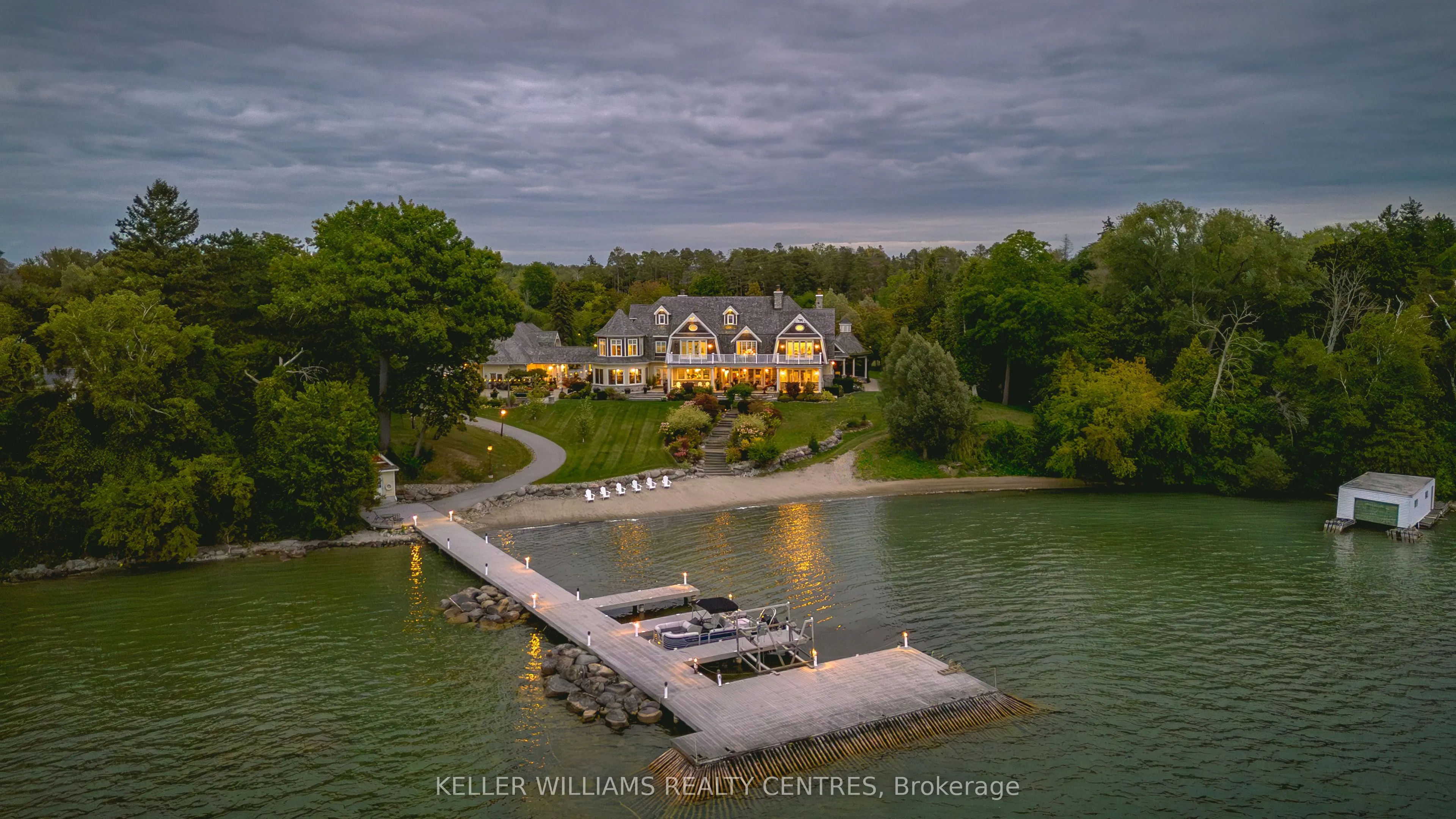 736 Lake Drive N