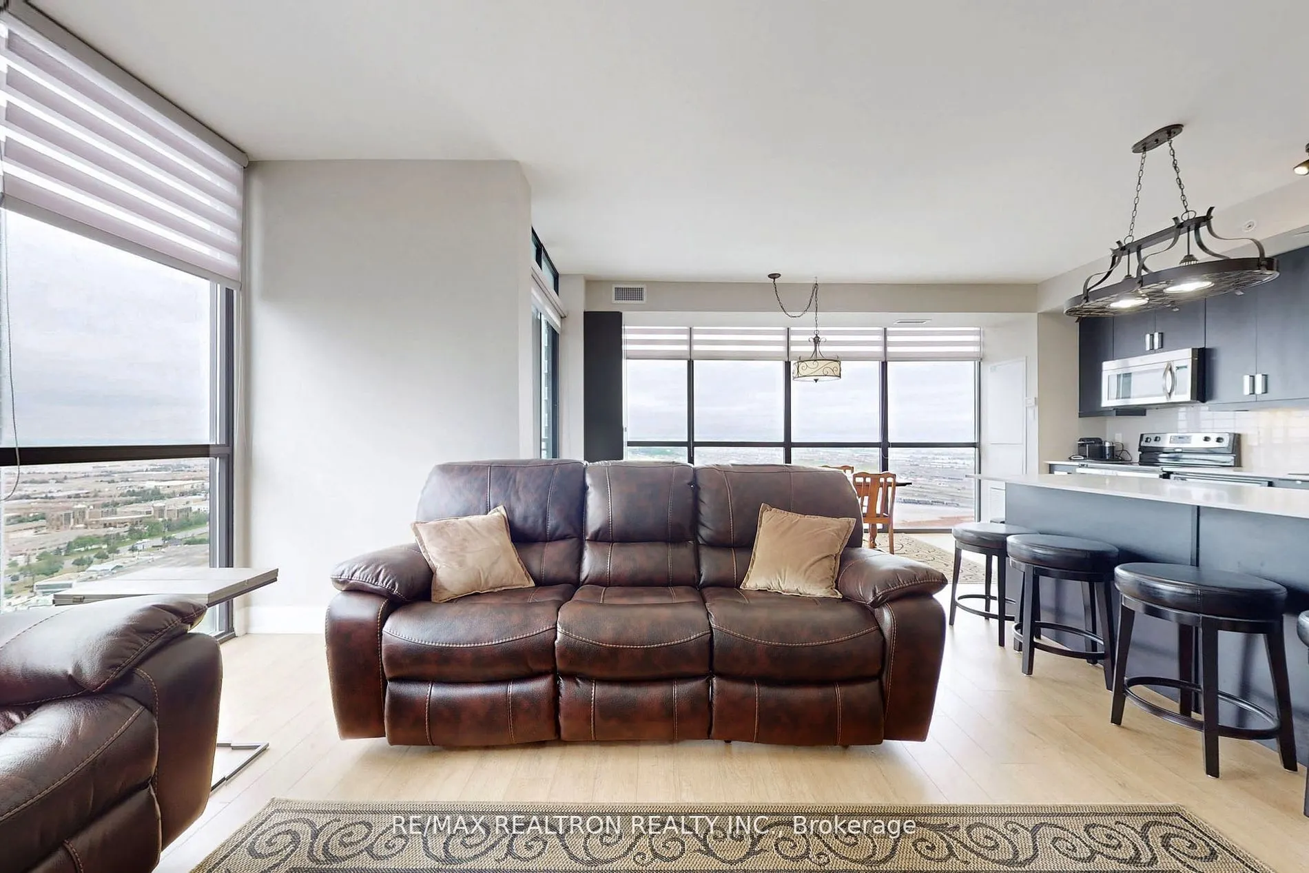 2900 Highway 7 Road, #3106