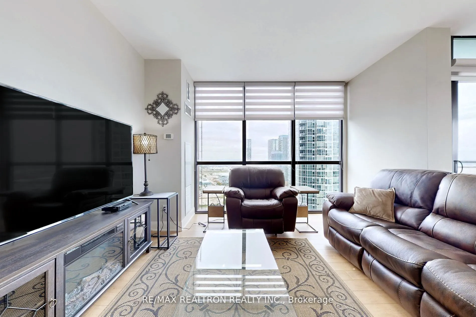 2900 Highway 7 Road, #3106