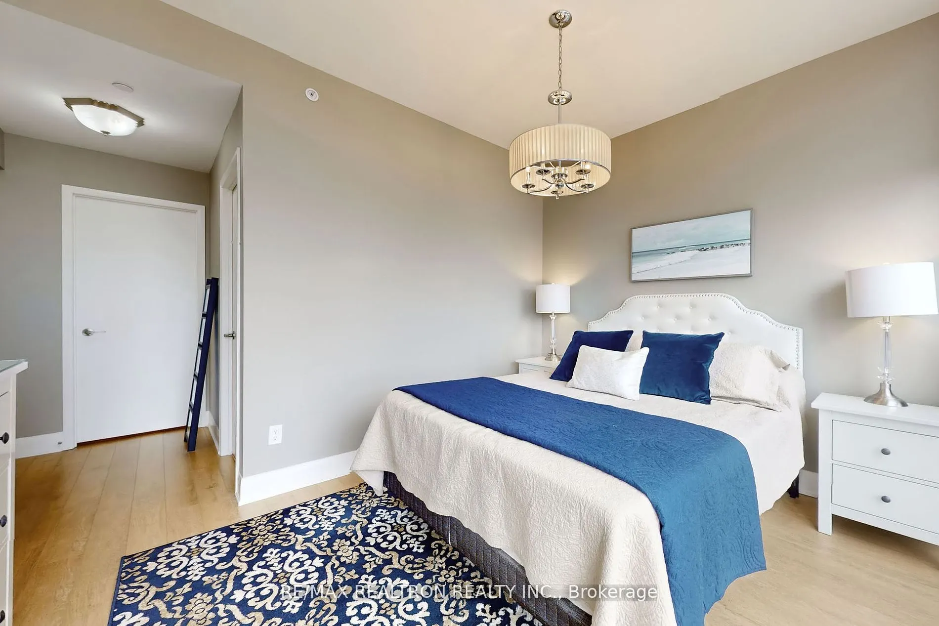 2900 Highway 7 Road, #3106