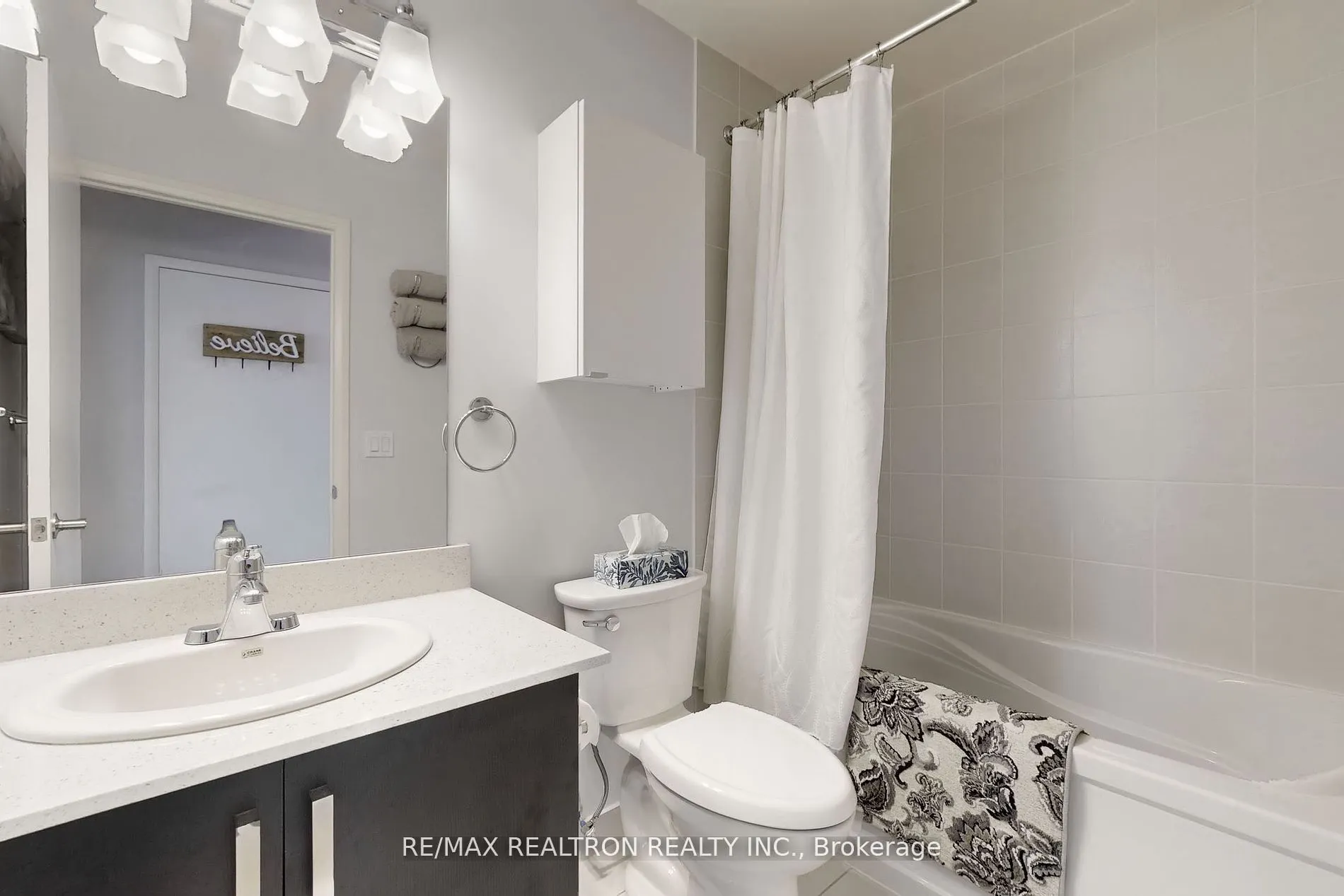 2900 Highway 7 Road, #3106