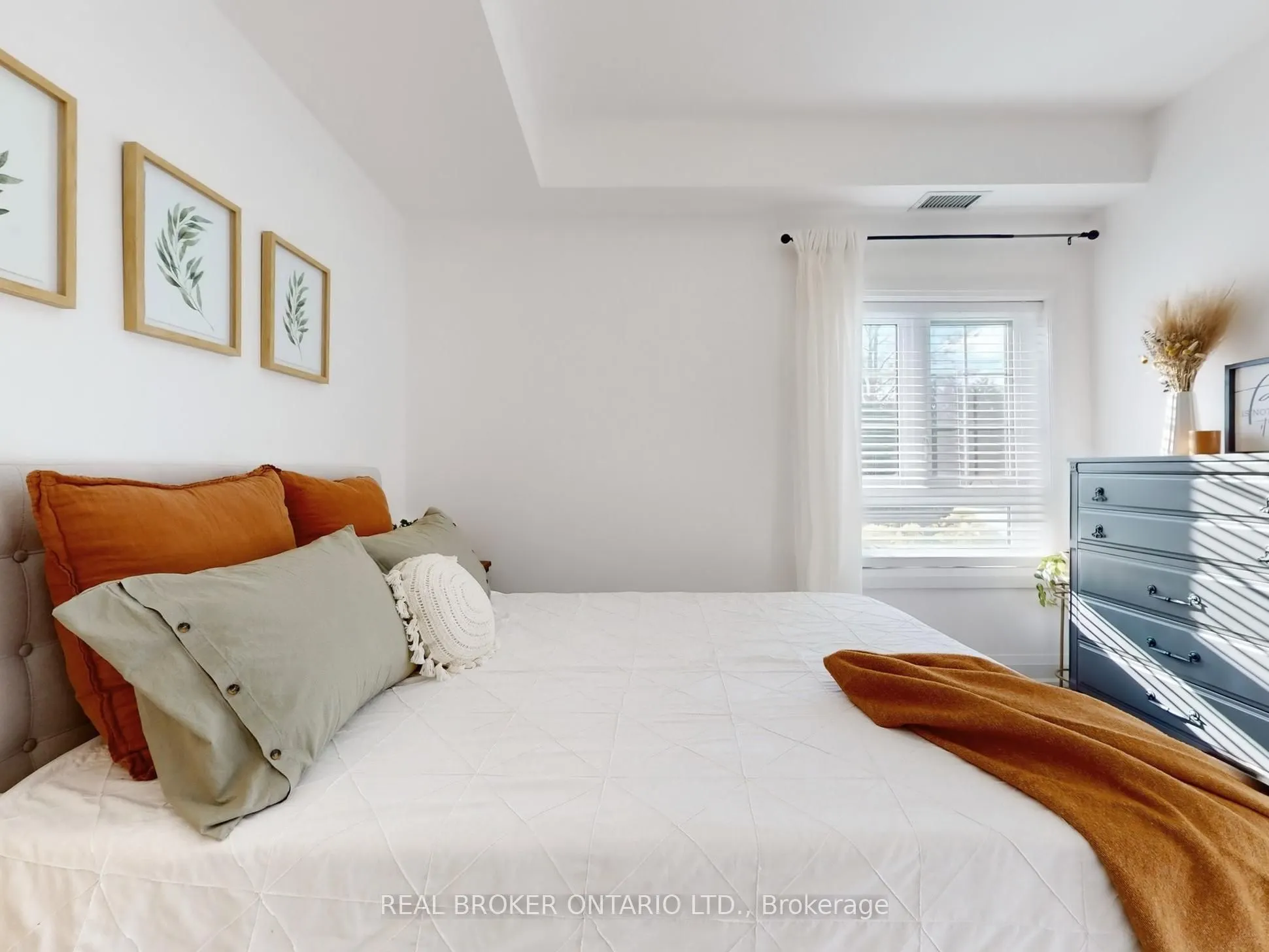 481 Rupert Avenue, #122