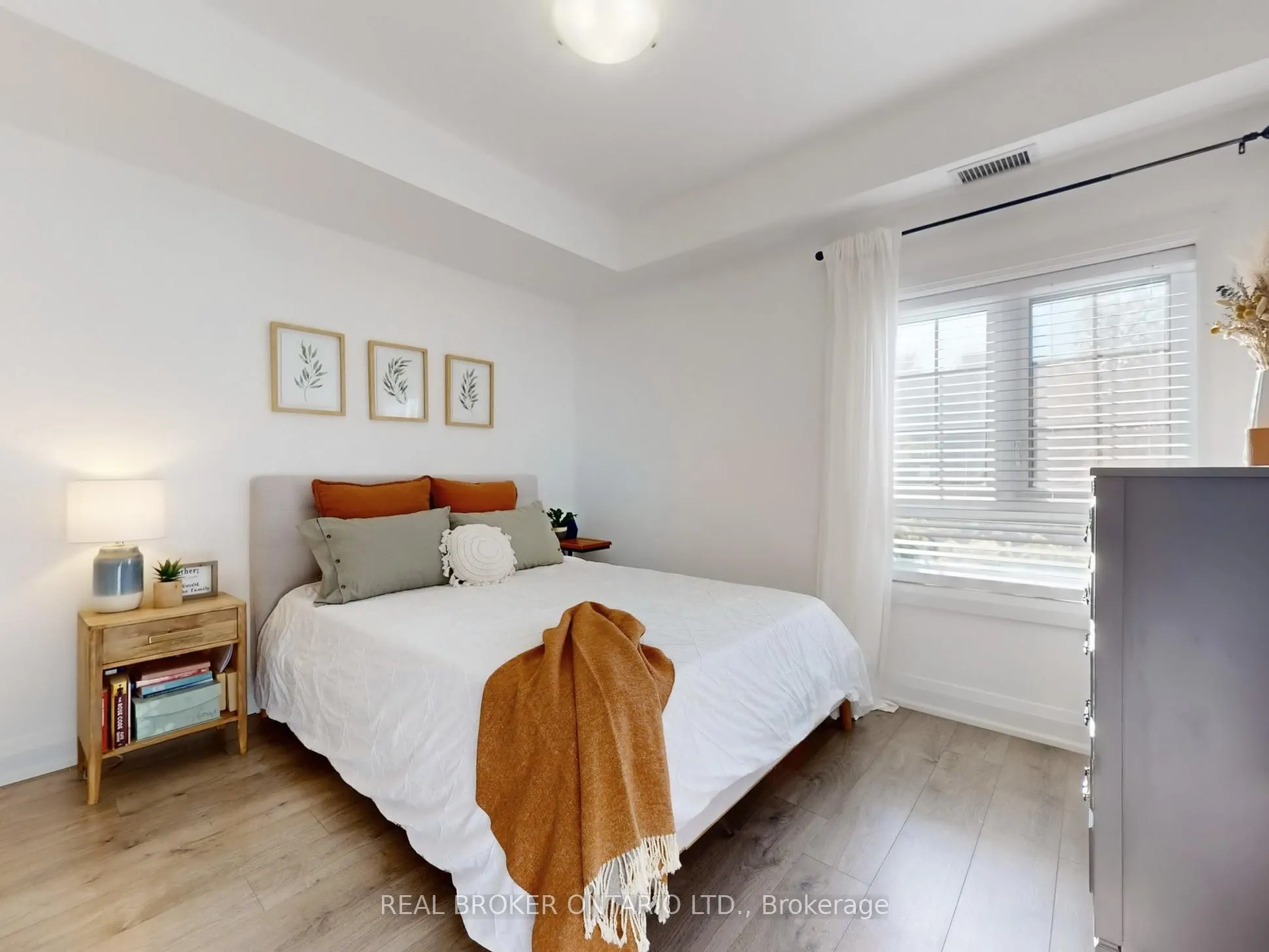 481 Rupert Avenue, #122