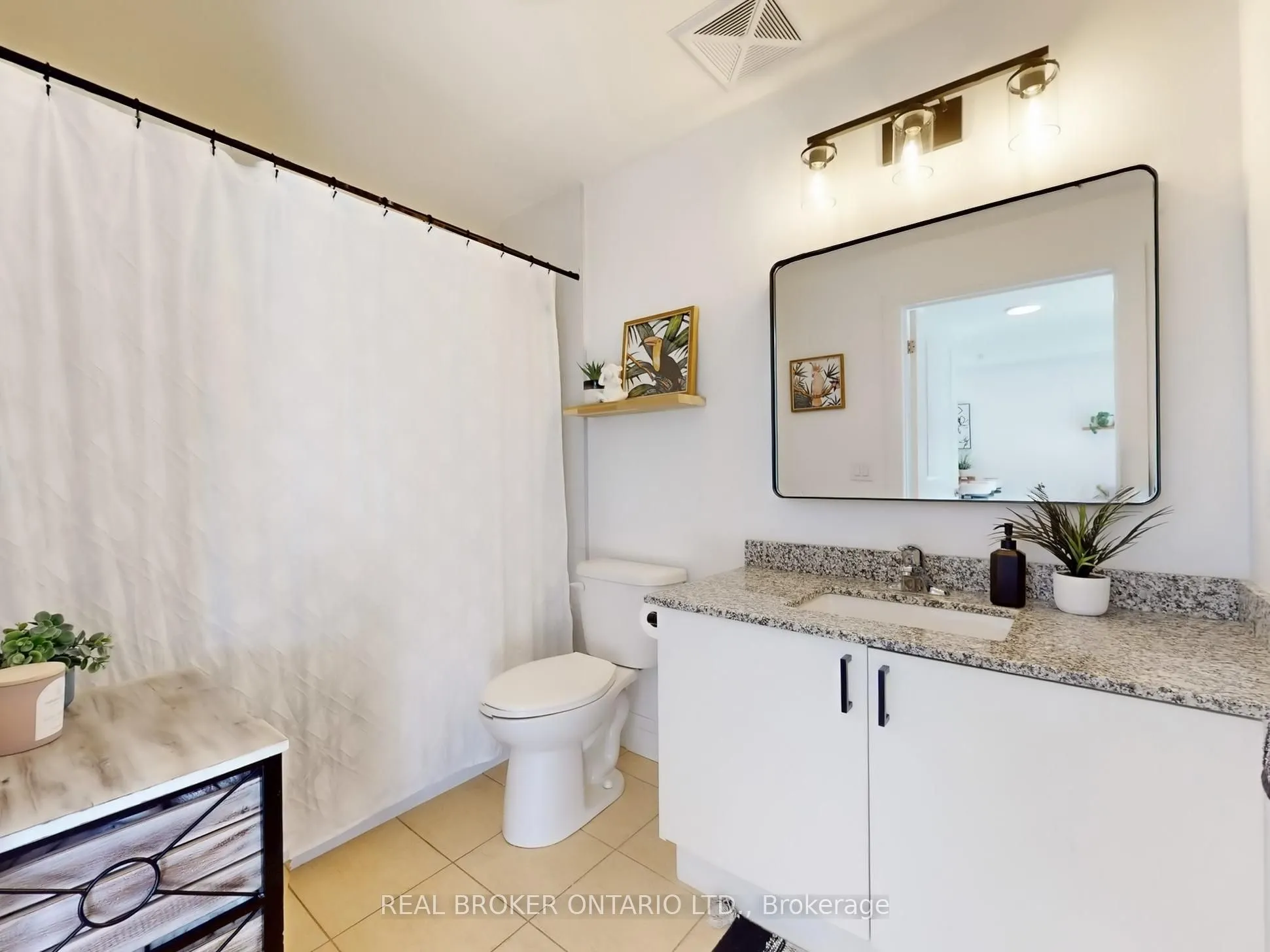 481 Rupert Avenue, #122
