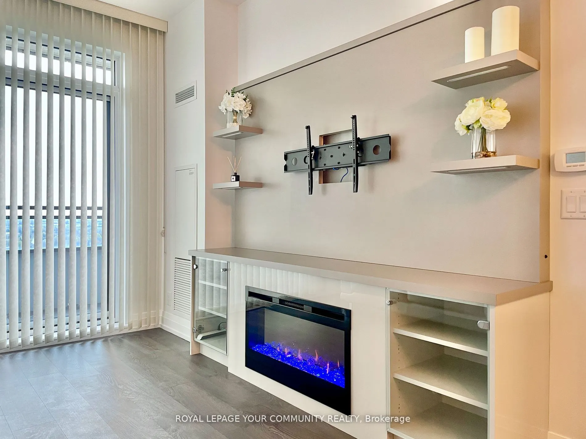 7890 BATHURST Street, #1909