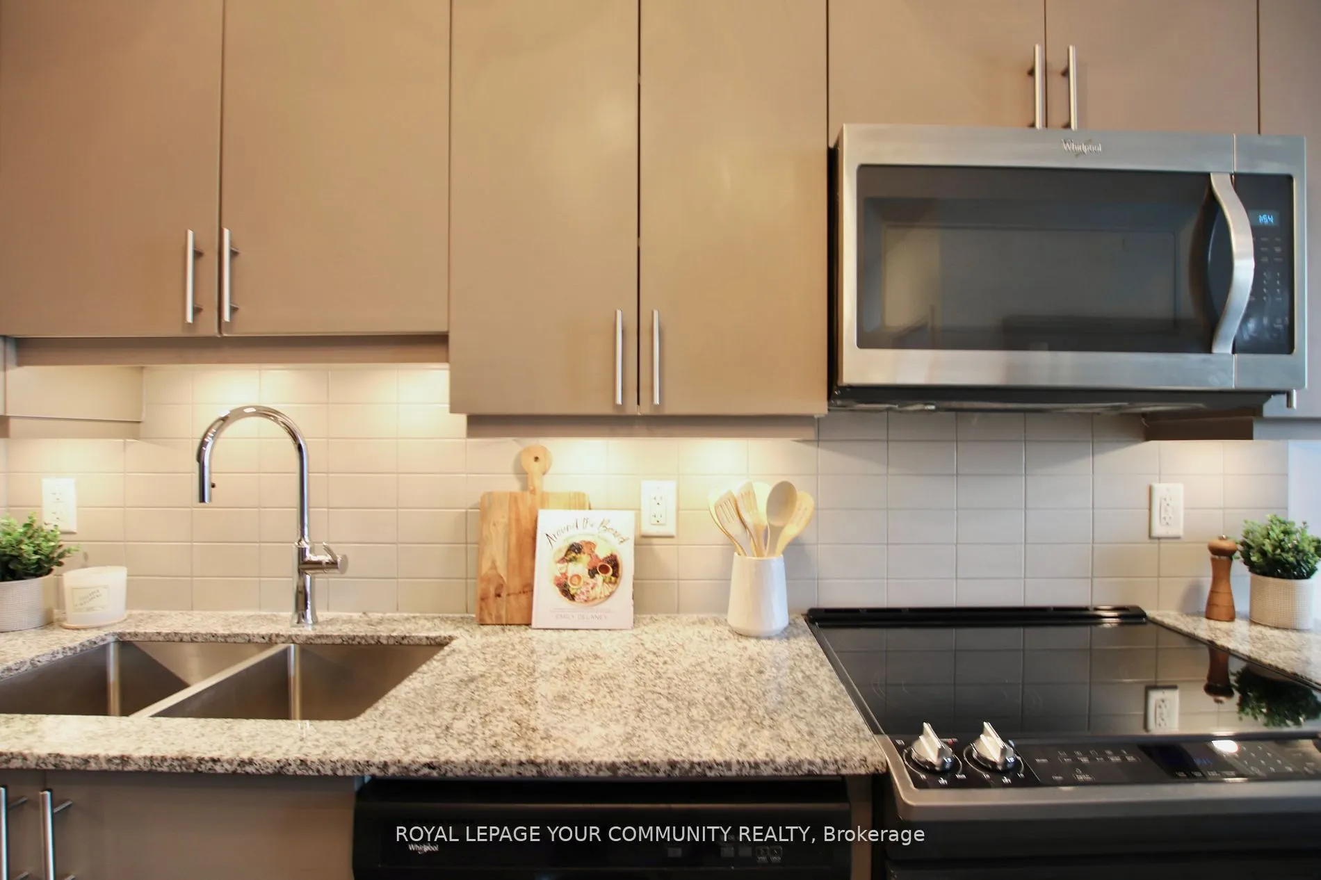7890 BATHURST Street, #1909